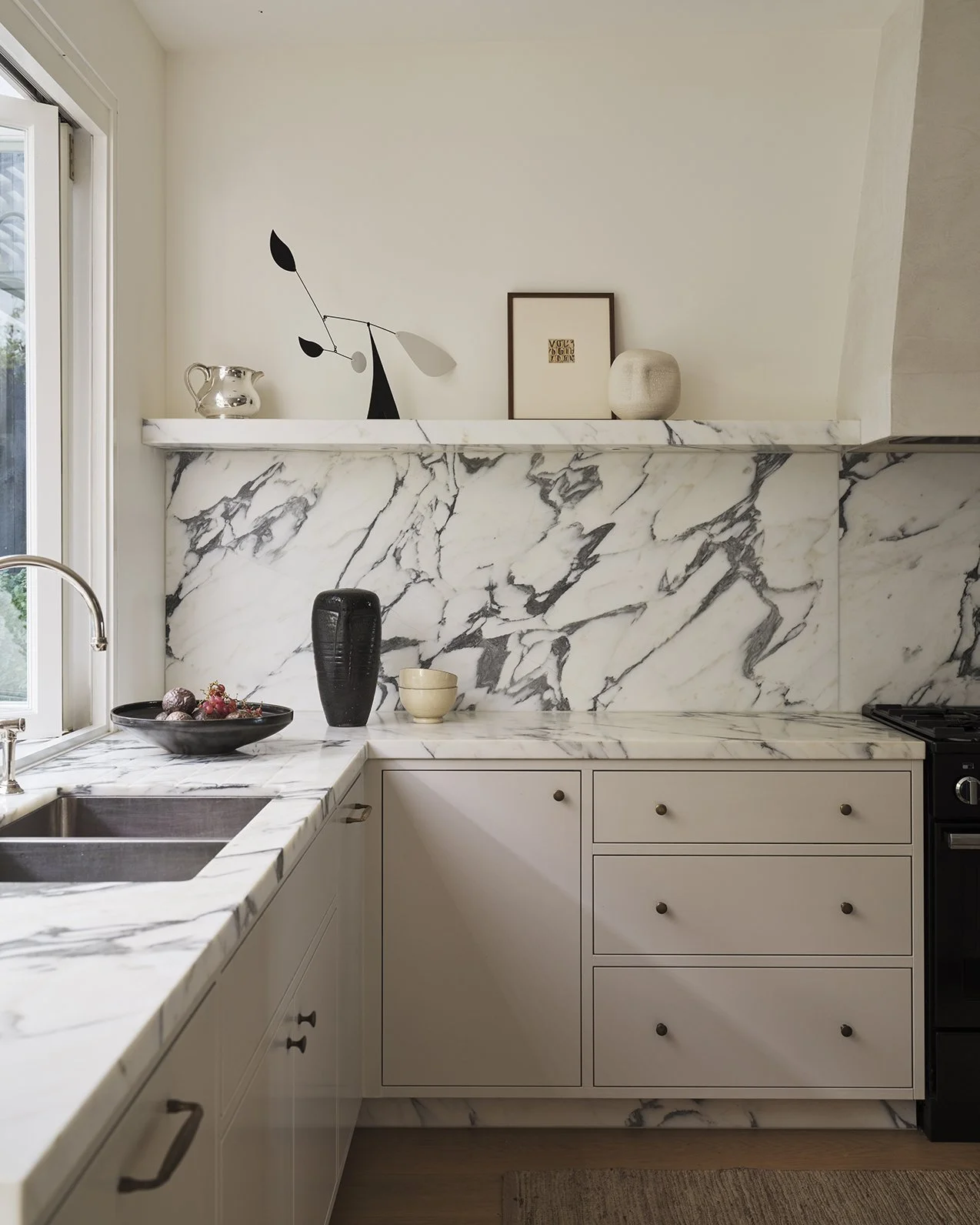 Brisbane luxury kitchen interior design by samantha leigh interiors