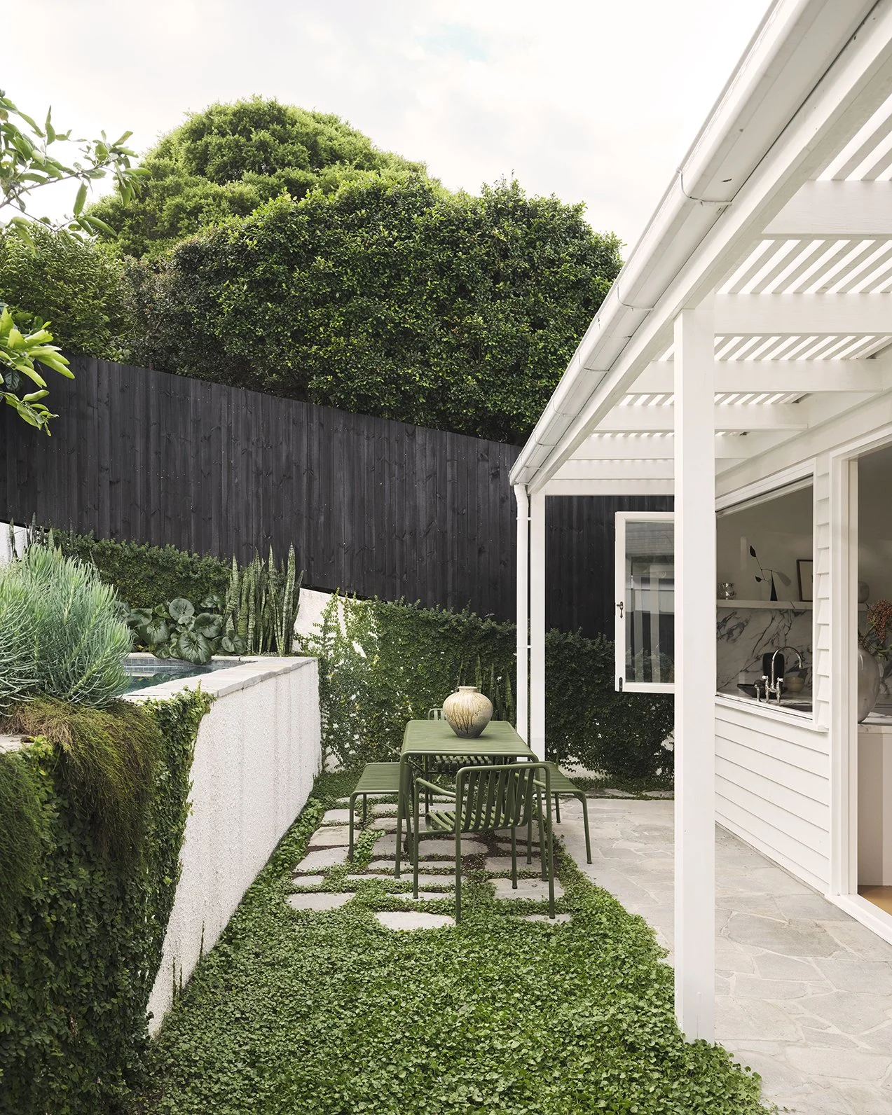 Brisbane residential design outdoor dining