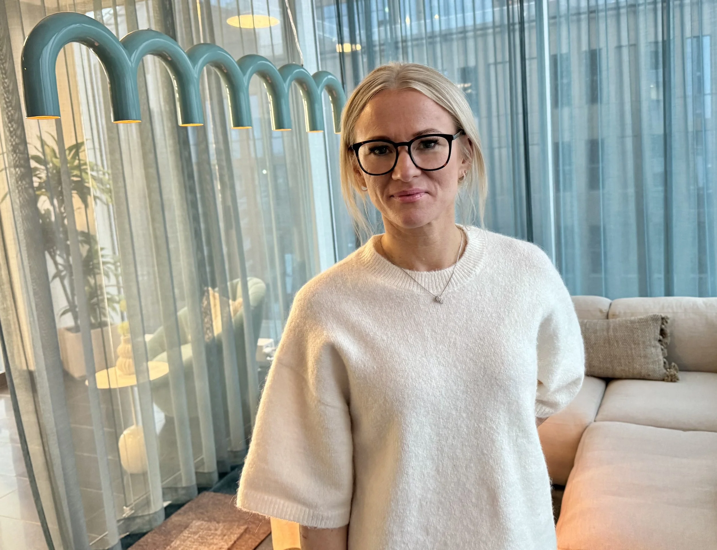      

 
    Our Product Specialists play a key role in helping clients navigate the Dreamlake platform and navigate the journey toward the best setup for their business.   Malin brings strong experience from the travel industry - including cruising,