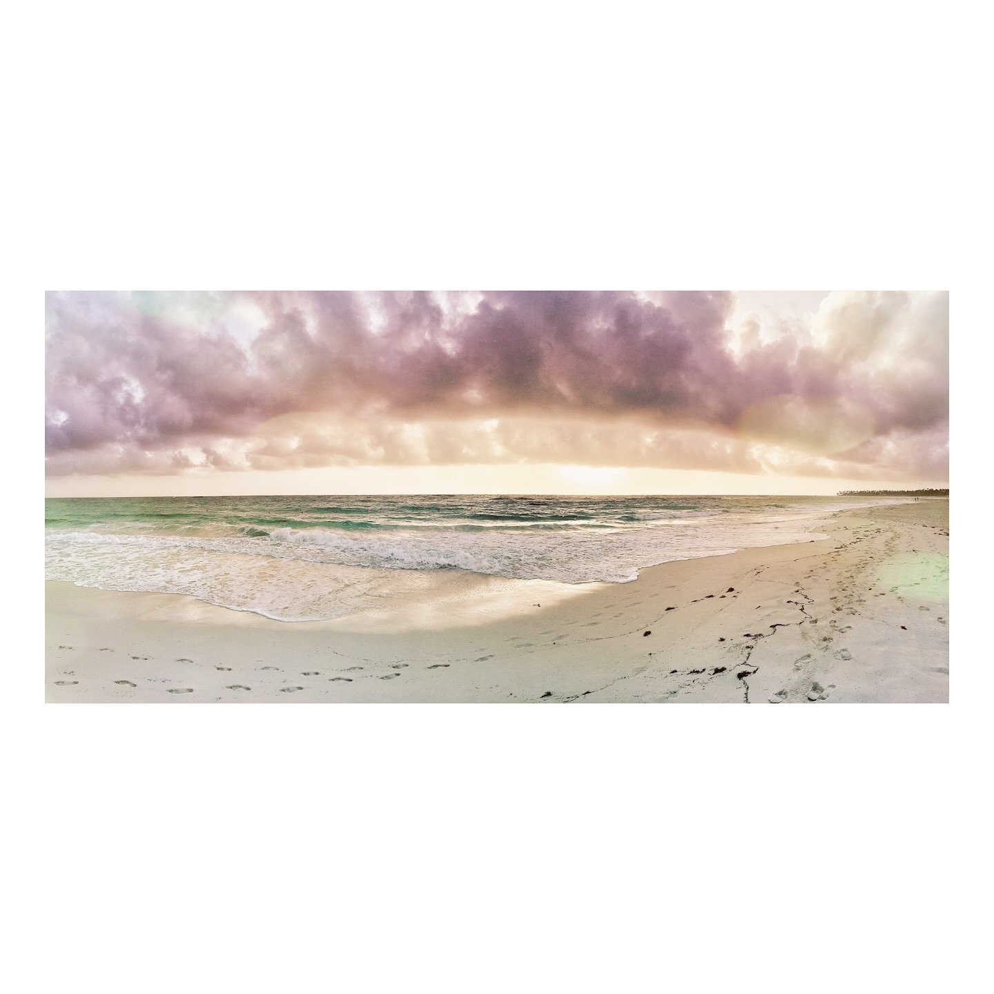 &ldquo;Who else has held the oceans in his hand? Who has measured off the heavens with his fingers?&rdquo; - Isaiah 40:12
-
#beach #meditation #meditate #coast #dominicanrepublic #puntacana #bible #scripture #grace #creation #canon #canonphotography 
