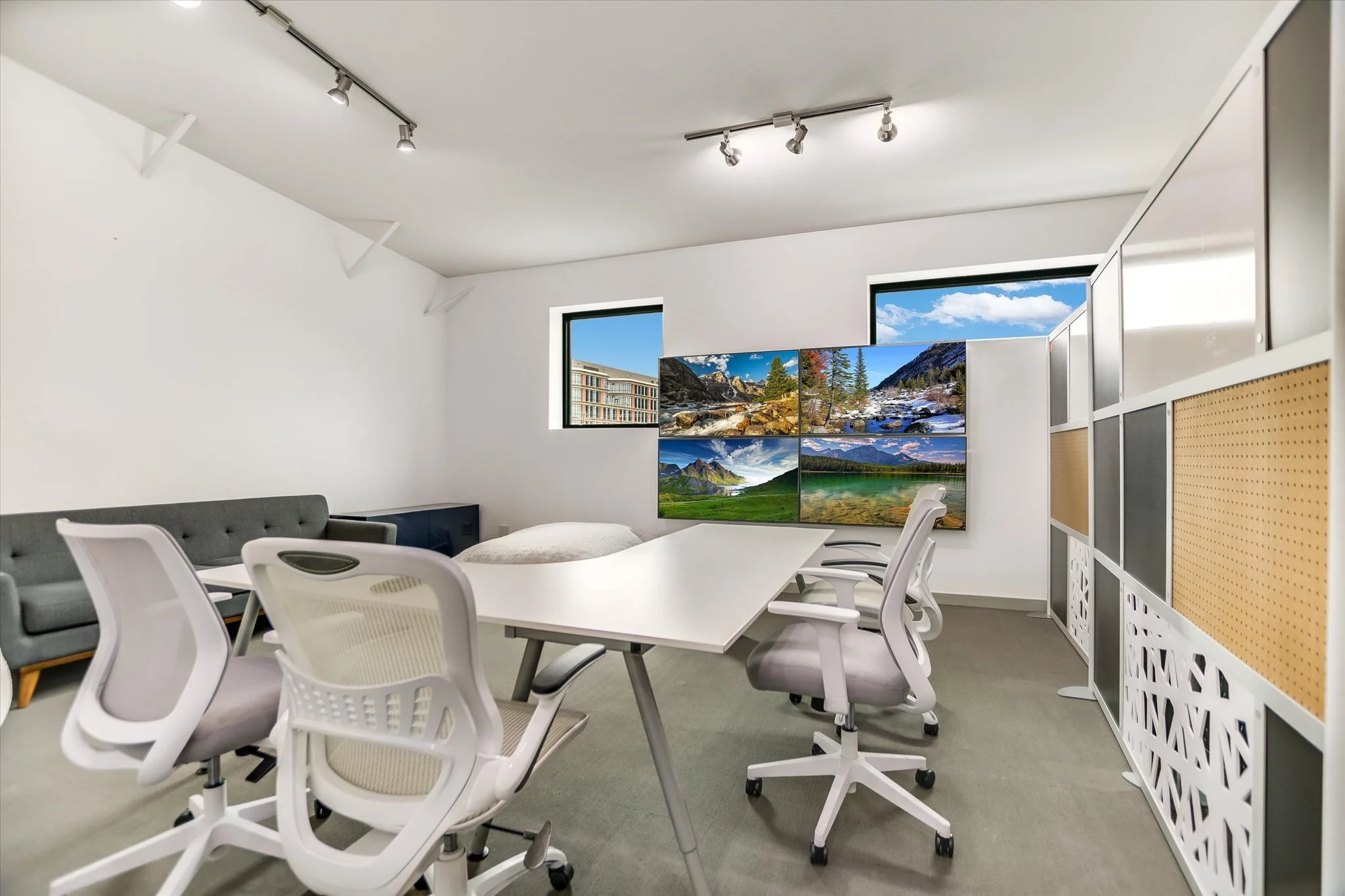 14-2nd Work Space.jpg