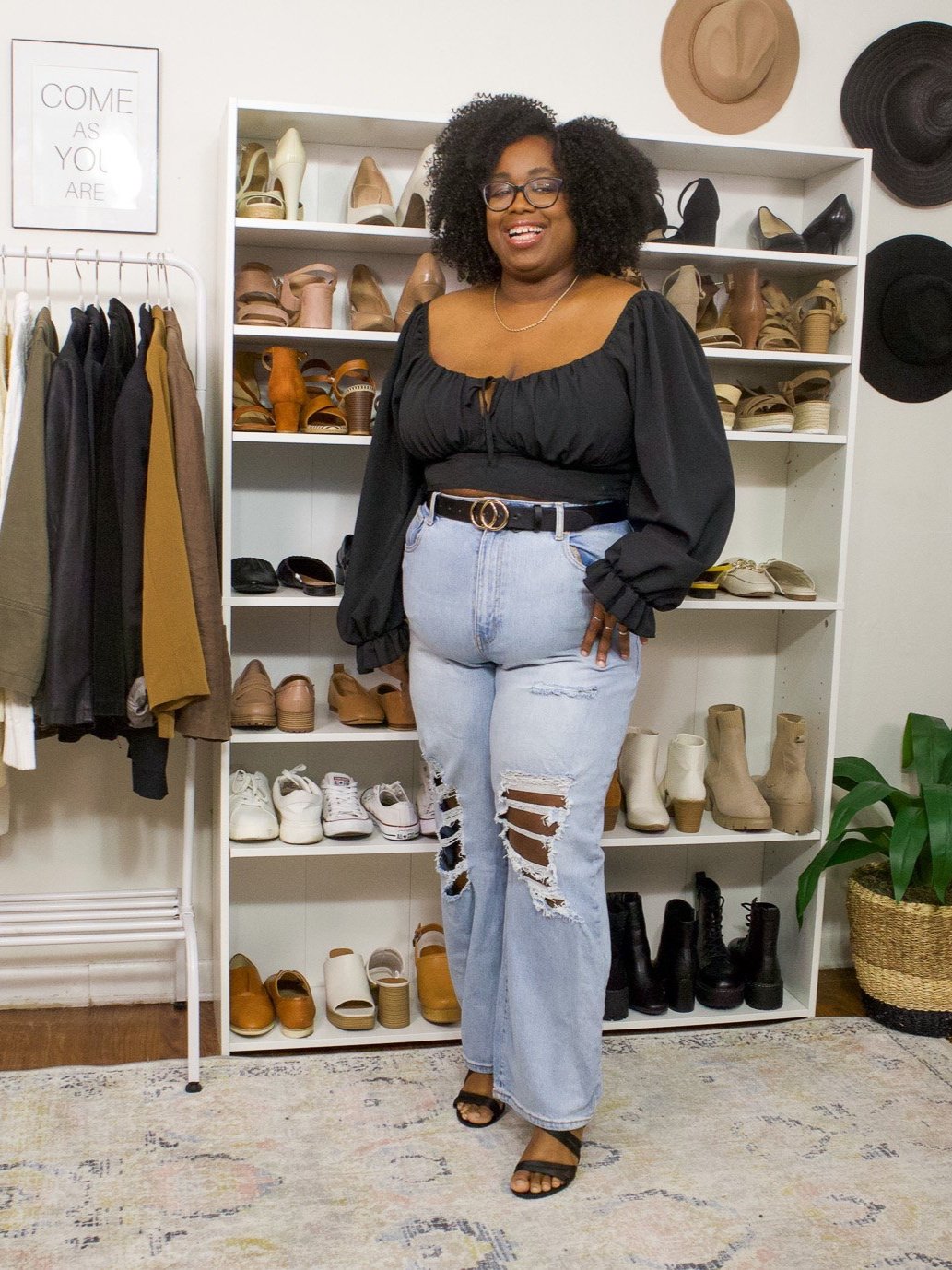 Bringing in the Dramatic with this Baggy Jean and Plus Size