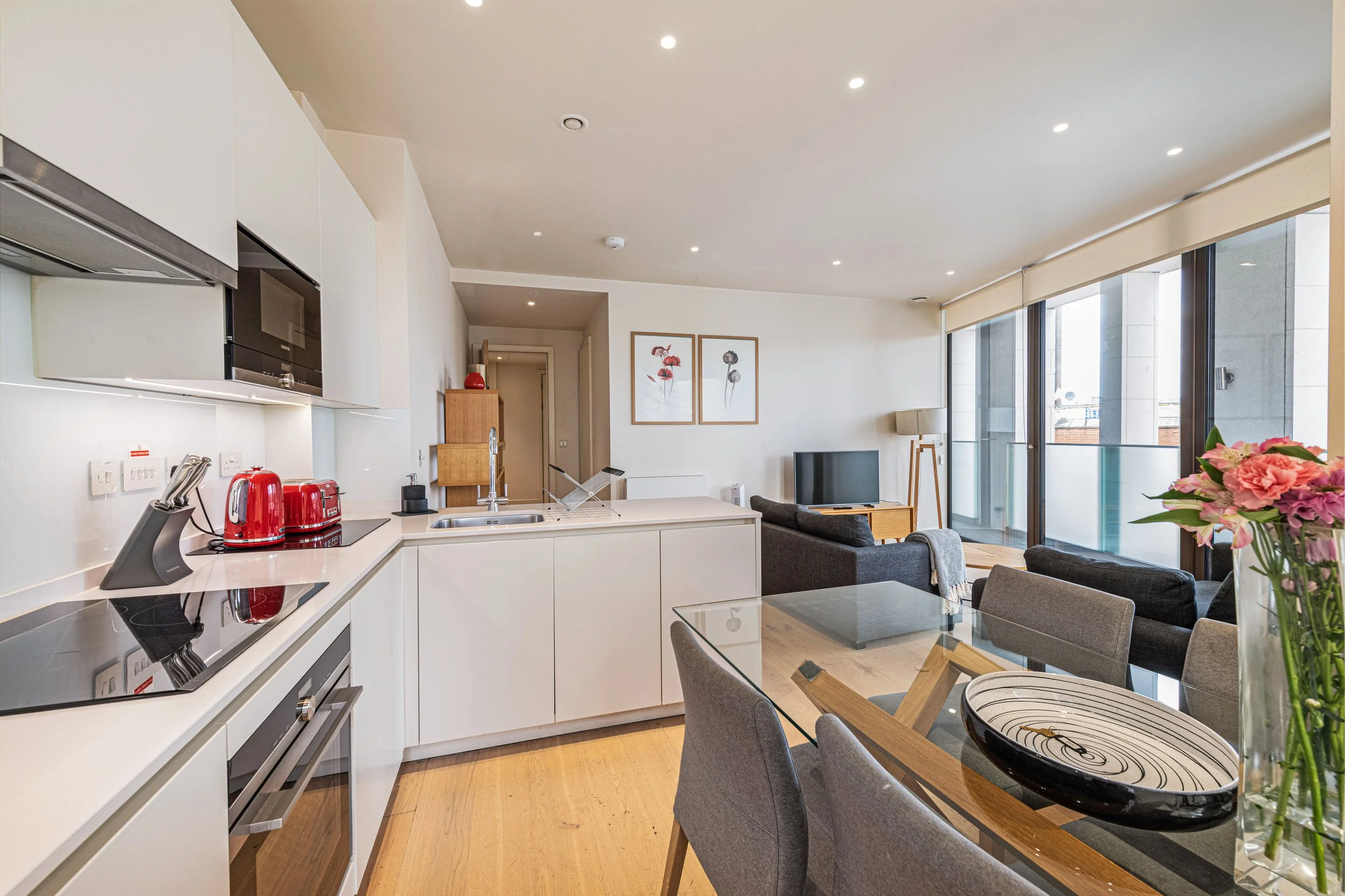 2 bed Pear Place Kit 4.jpg