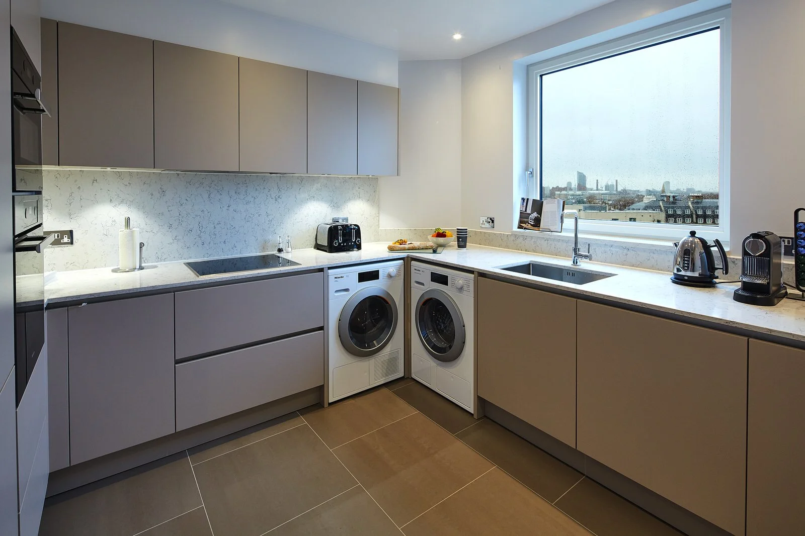 south-ken-court-2 bed-7.jpg