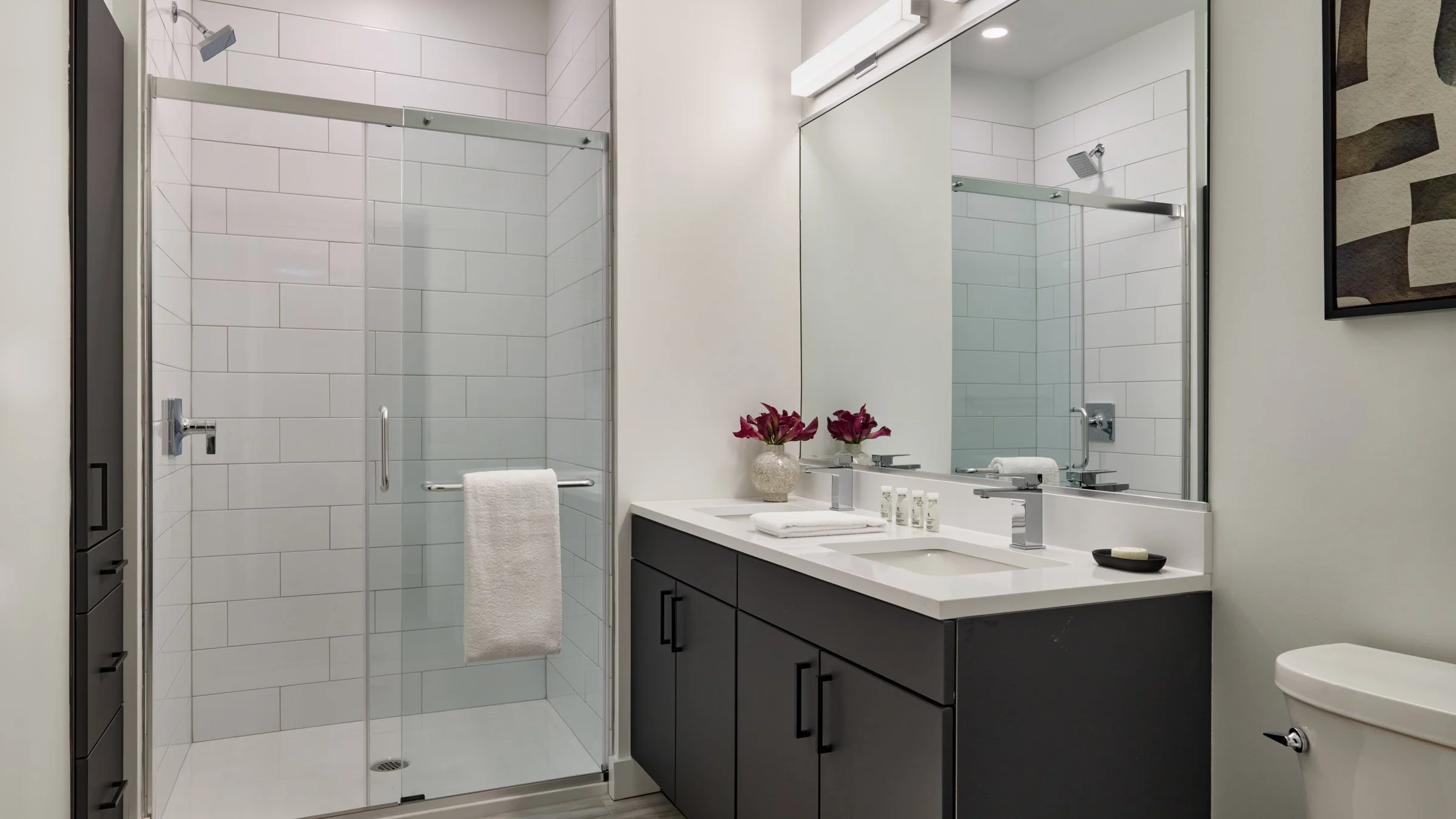 the-south-philly-suites-2 bed-10.jpg