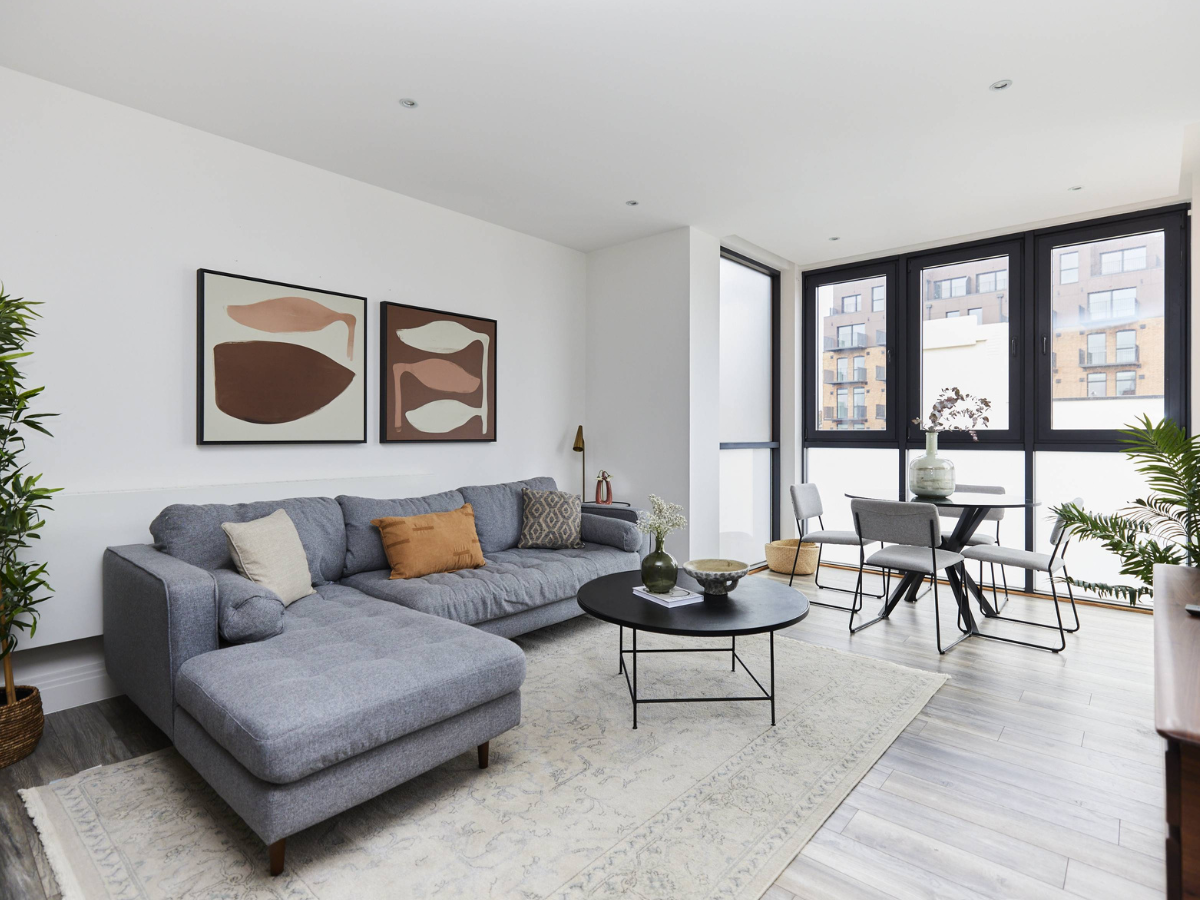 Manor Park Apartments 2.png