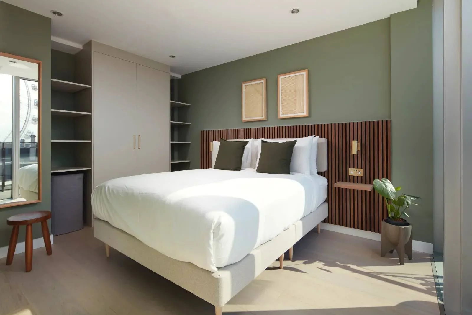 waterloo-suites-1 bed - terrace - 5.jpeg