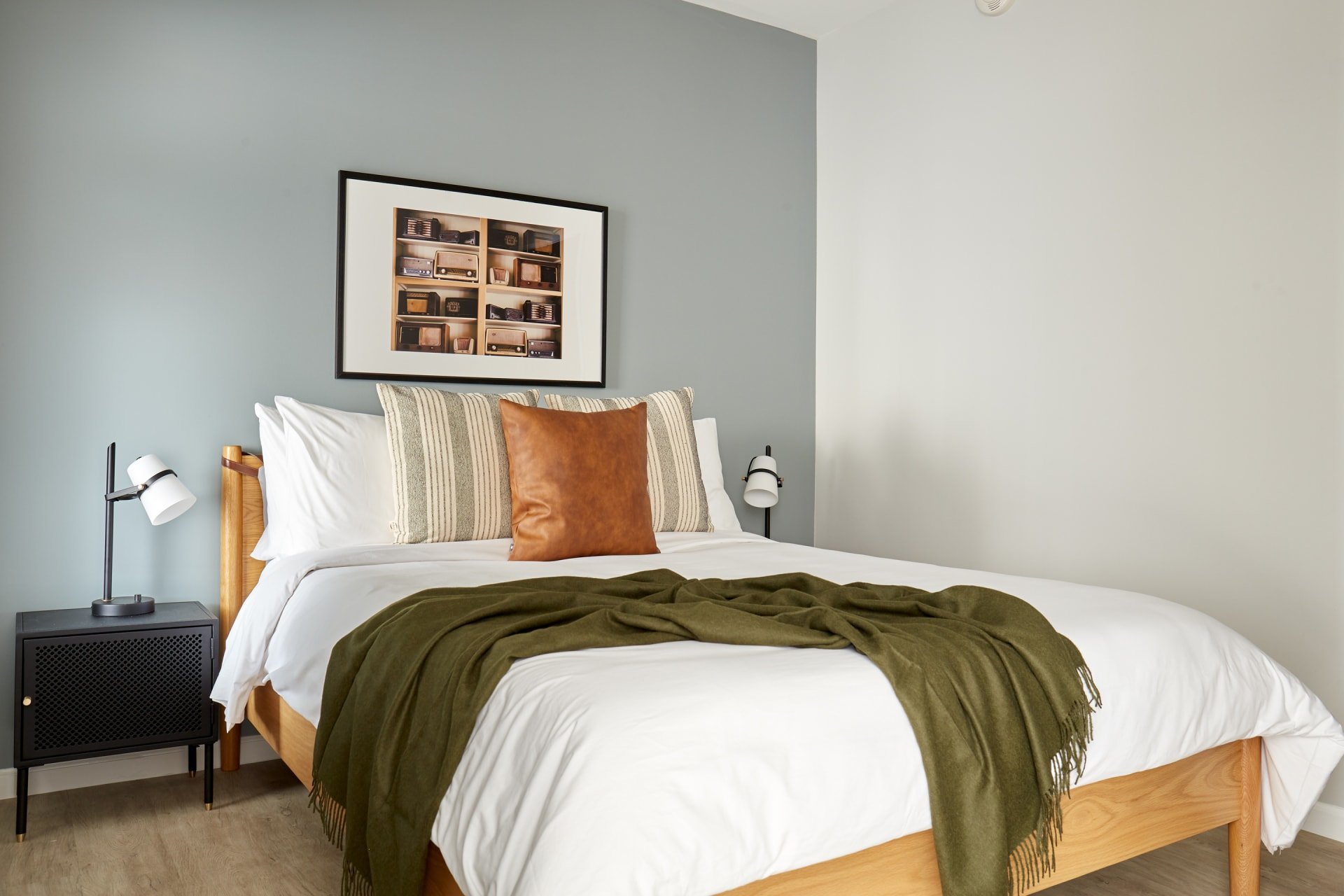 the-detroit-gem-1 bed -12.jpg