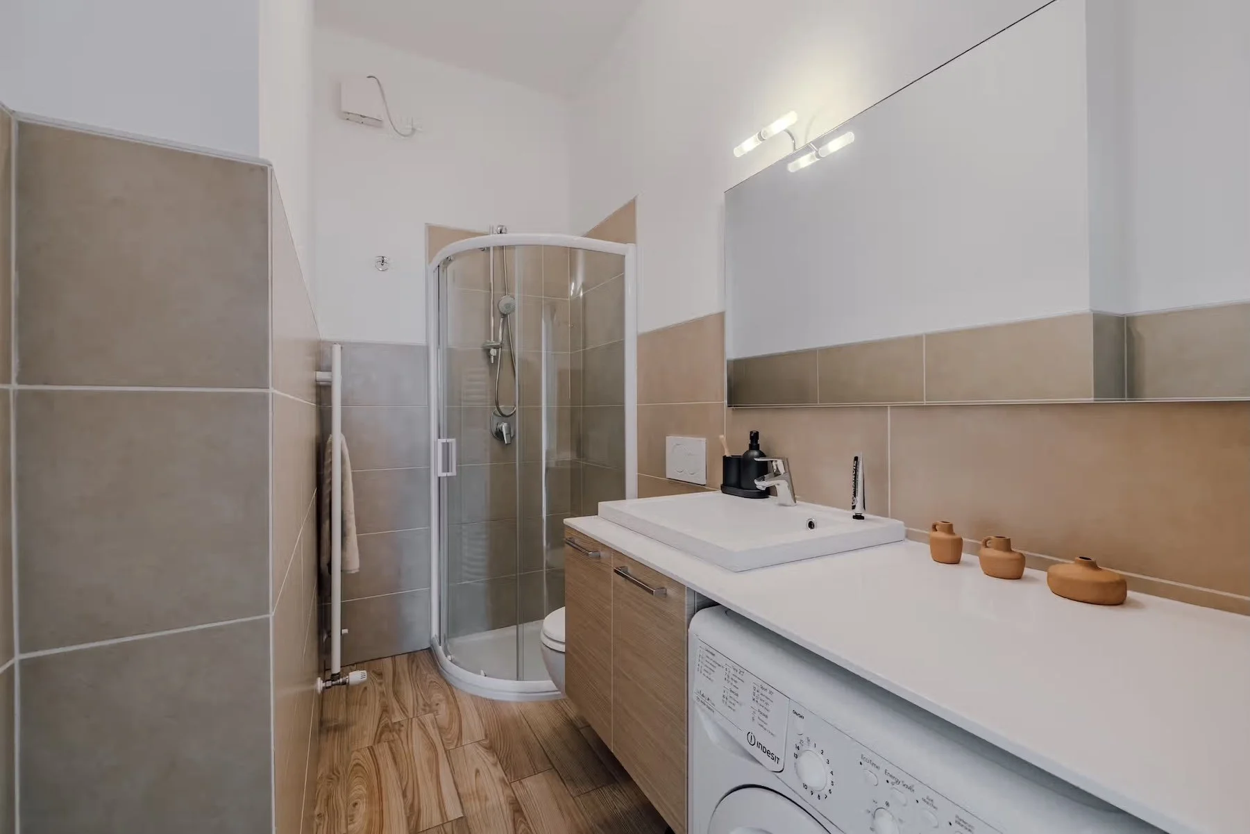 garibaldi-residences-2 bed-12.jpeg