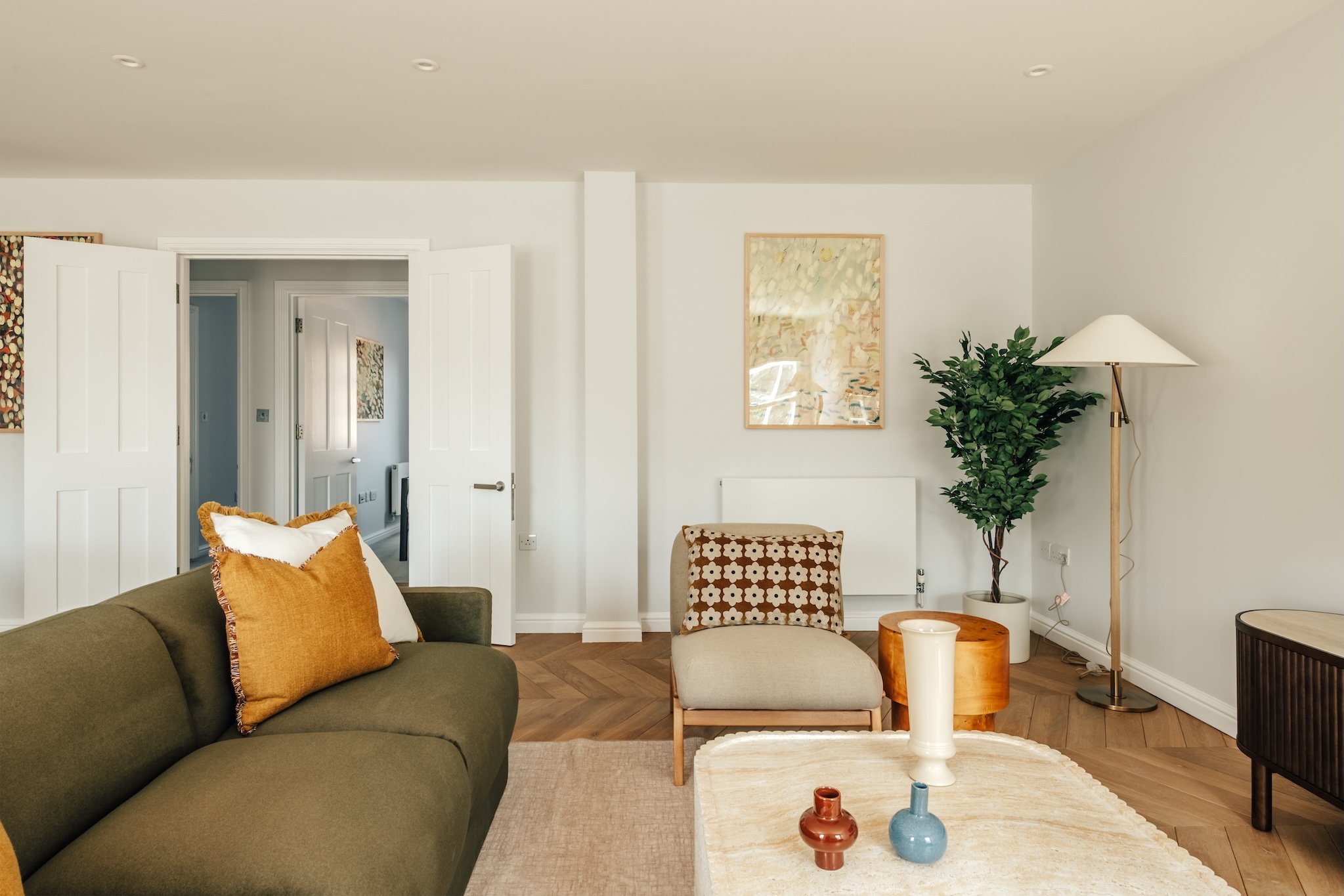the-sloane-sq-gem-2 bed - 5.jpg