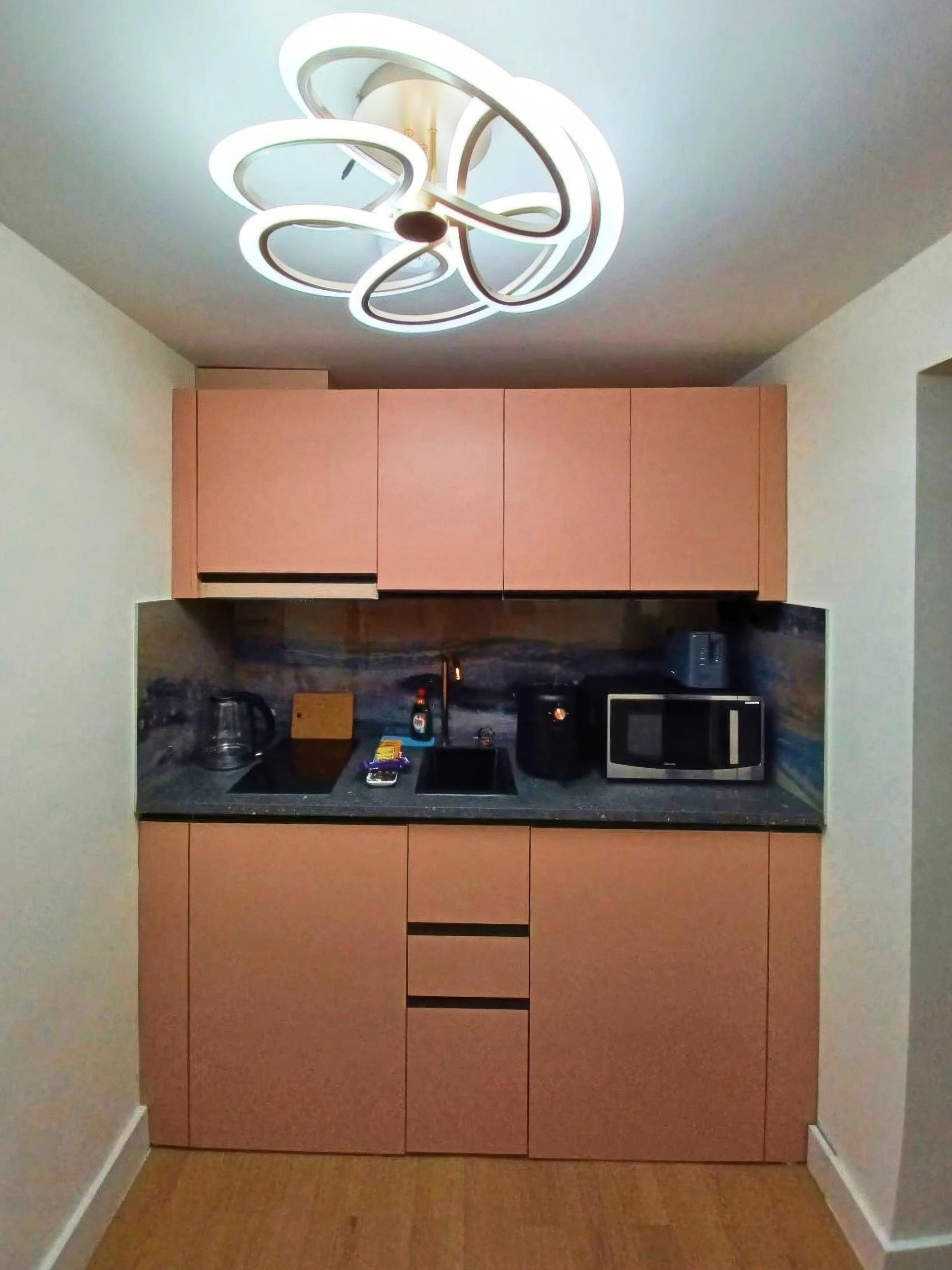 waterloo-heights-deluxe-studio- (1).jpg