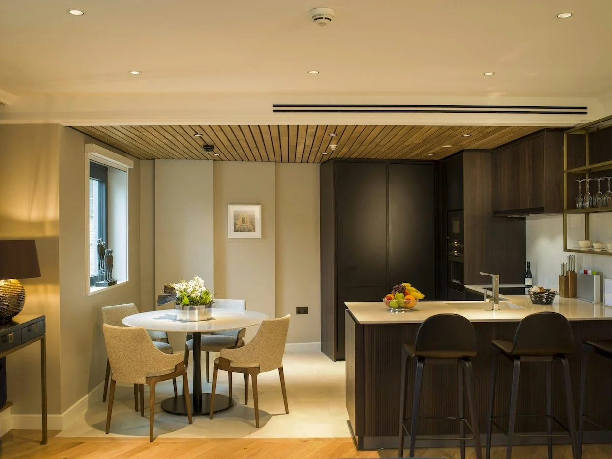 the-buckingham-2 bed deluxe-6.jpg