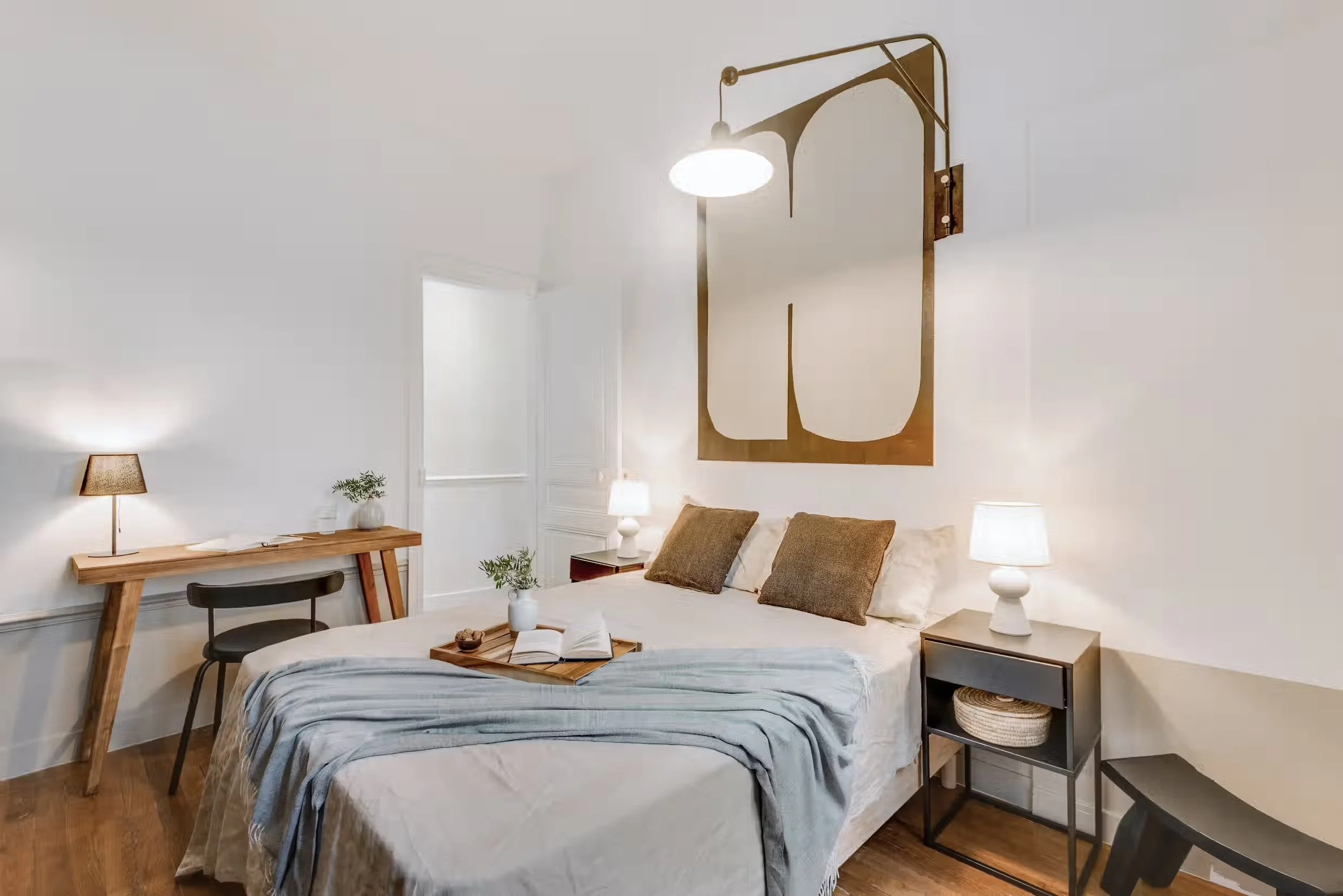 pont-marie-suites-3 bed-6.jpeg
