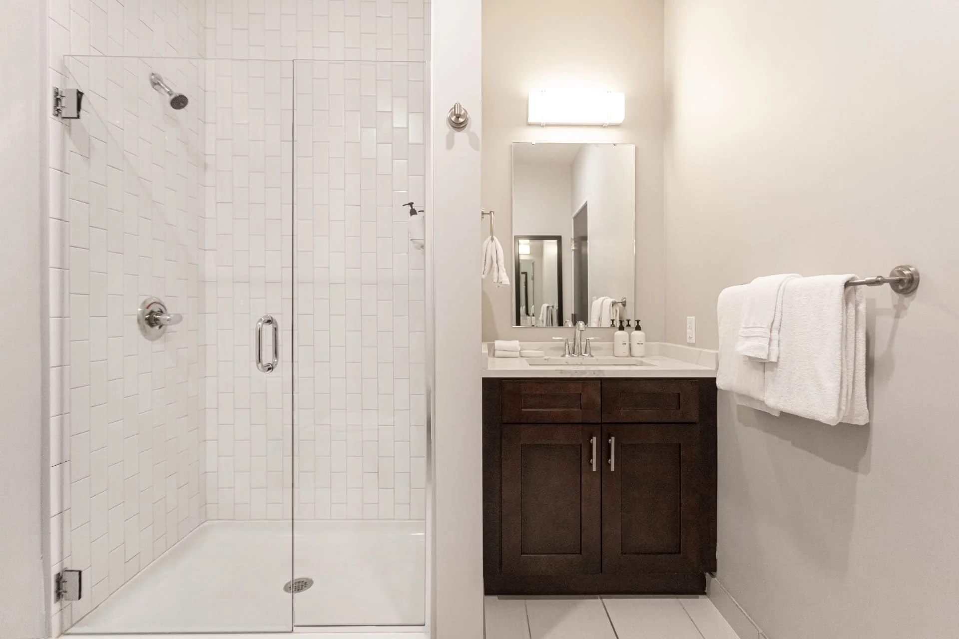 the-detroit-gem-1 bed -7.jpg