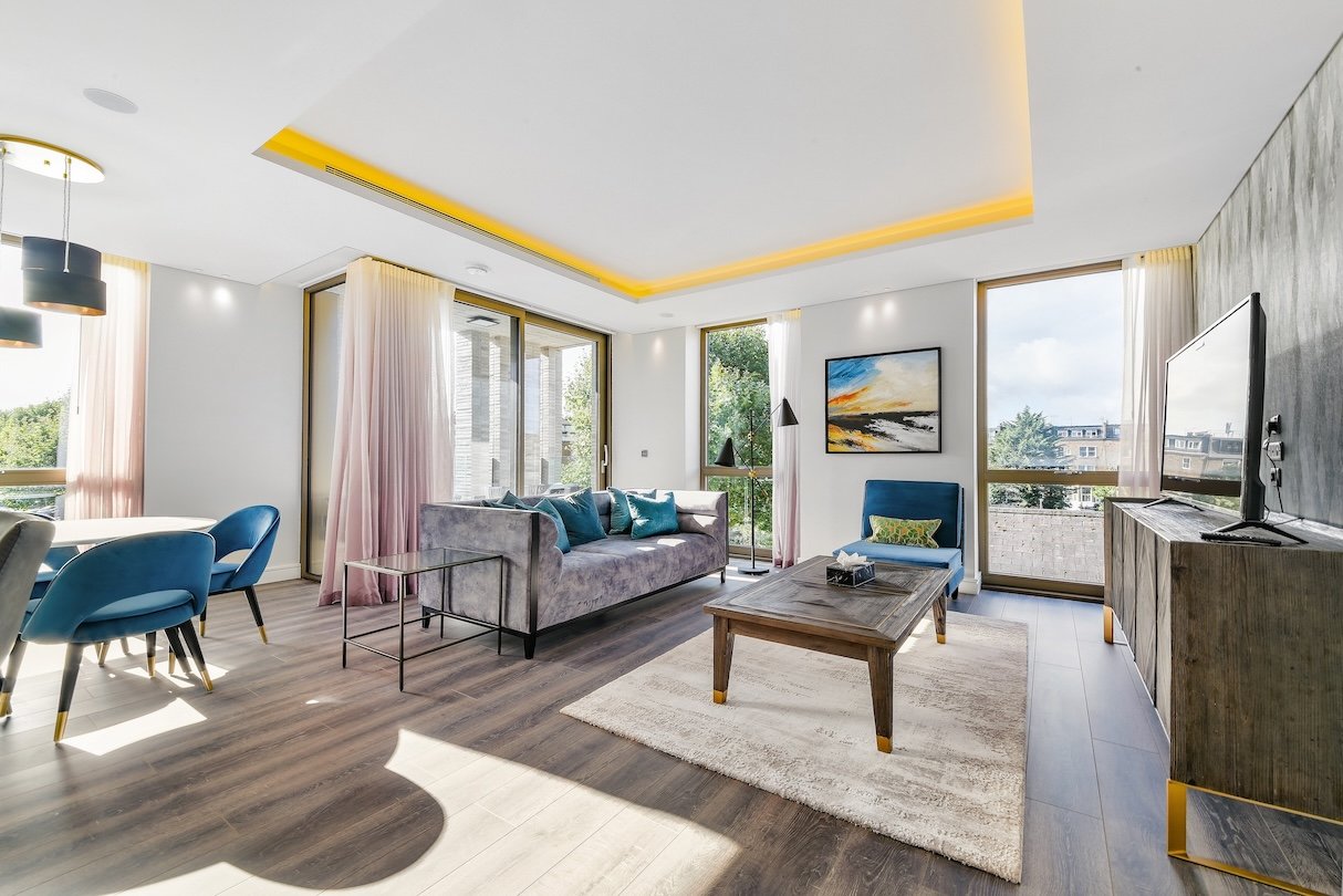 the-holland-park-heights-1 bed balcony-9.jpg