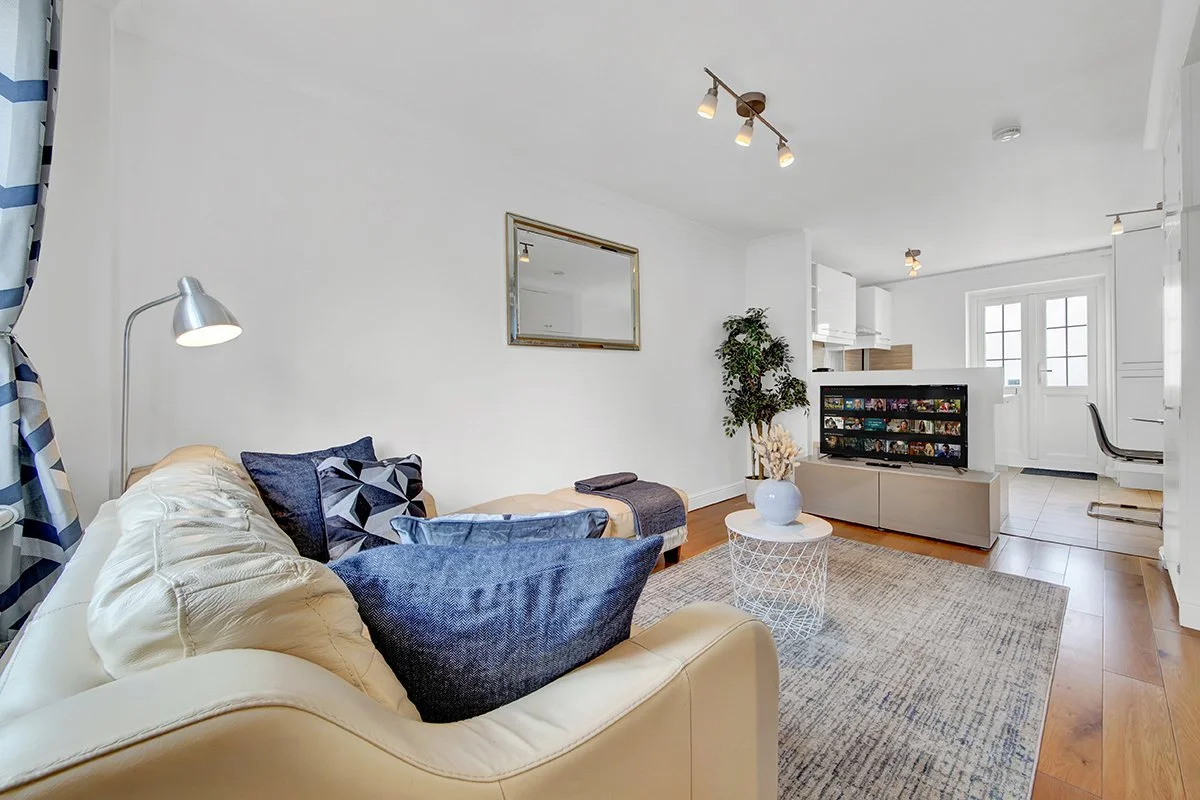 2 Bedroom Apartment Canary Wharf