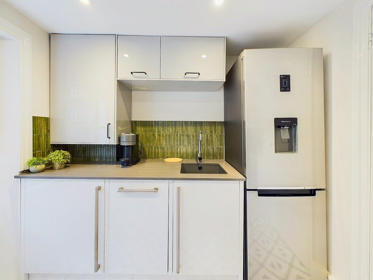 1. Westbourne Park Apartments Kitchen.jpg