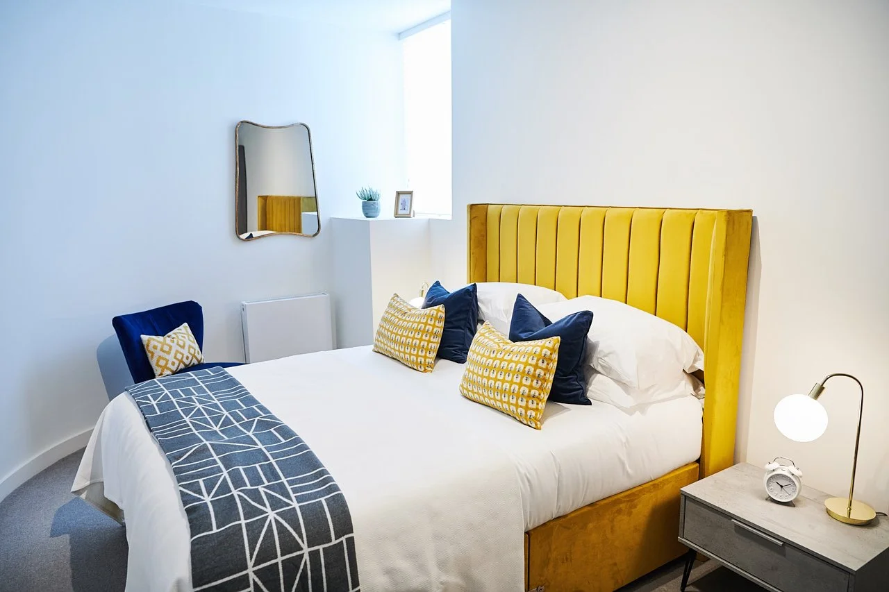 20. Bath Street Shoreditch 2 Bed (17).jpg