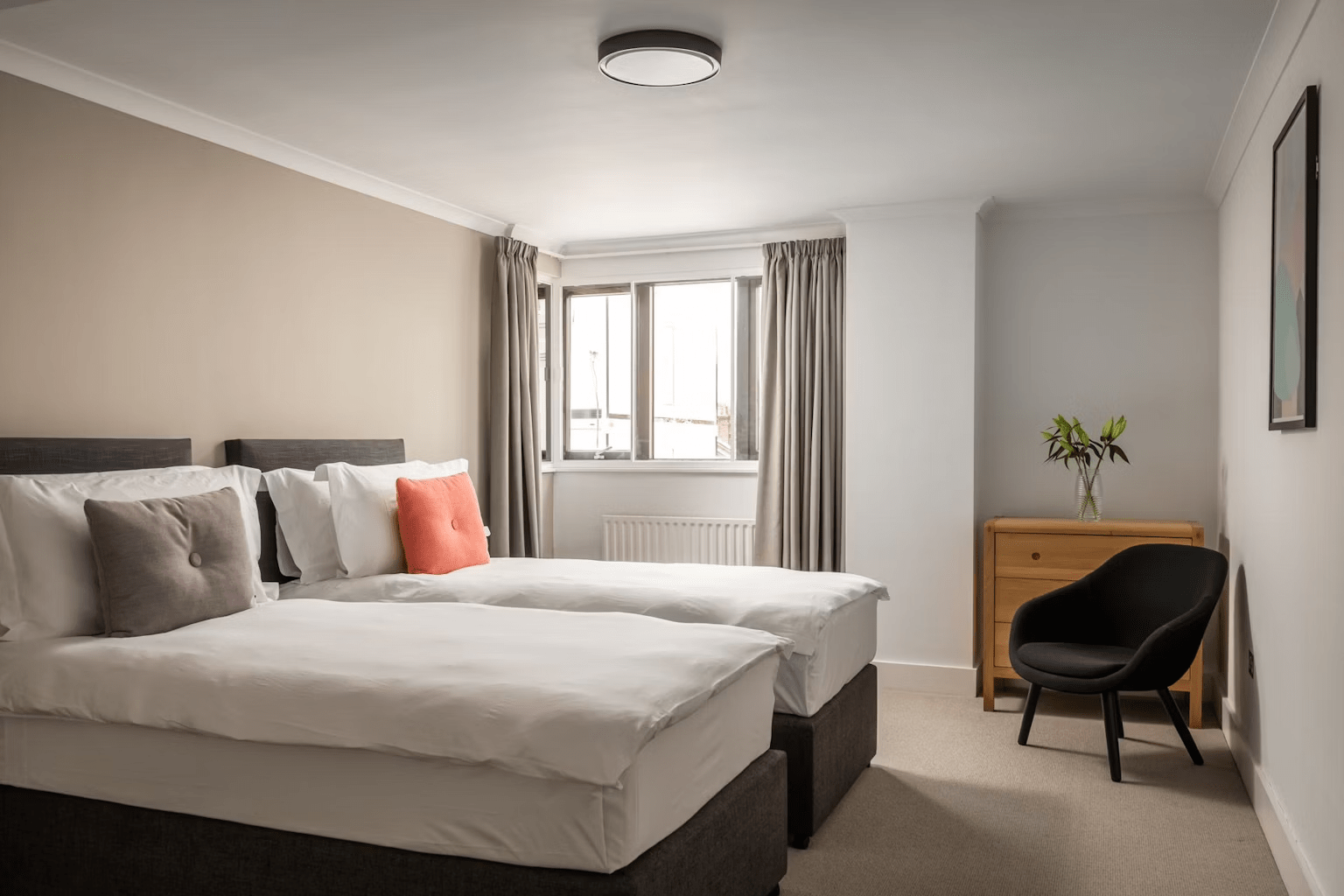 Holland Park Apartments 2 Bed (4)-min.png