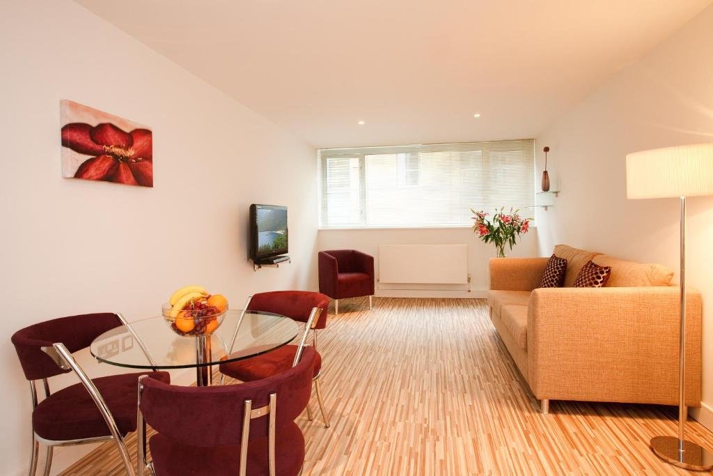 Great Ormond St Apartments 2 Bed Apartment (2).jpg