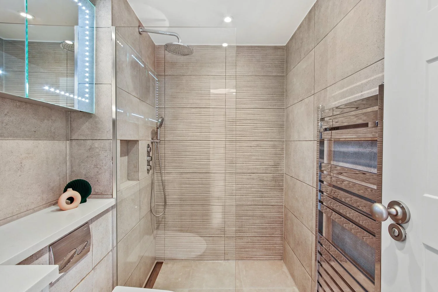 accommodation near soas london