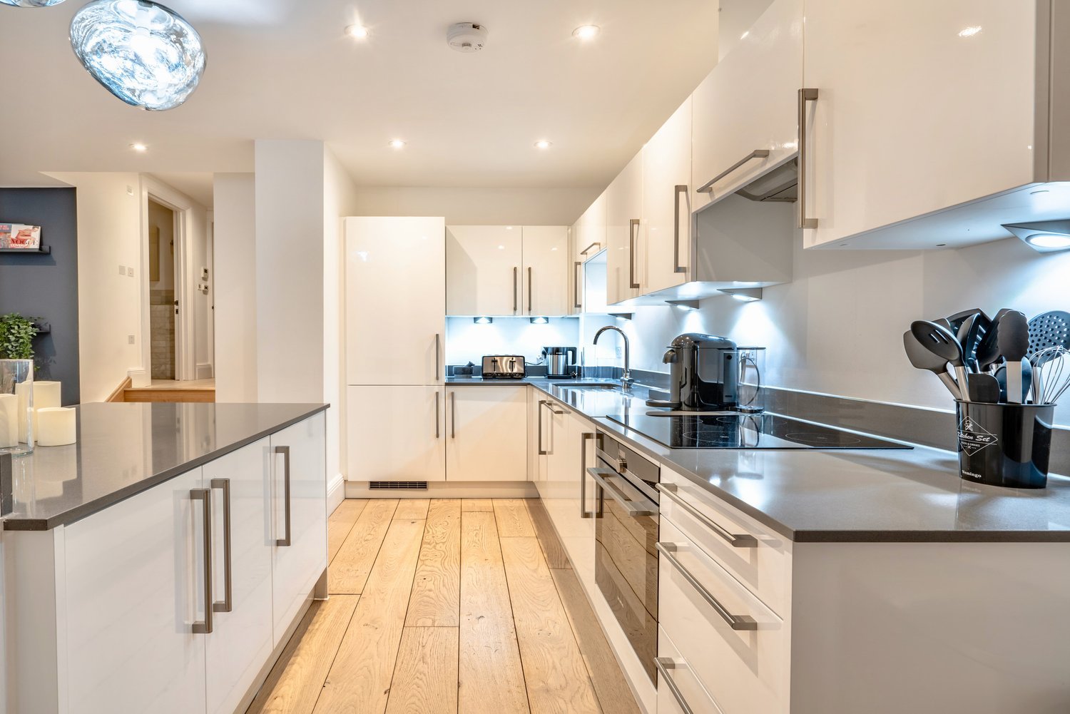 4. The Lincoln’s Inn Collection 2 Bed No- 2 (8).jpg