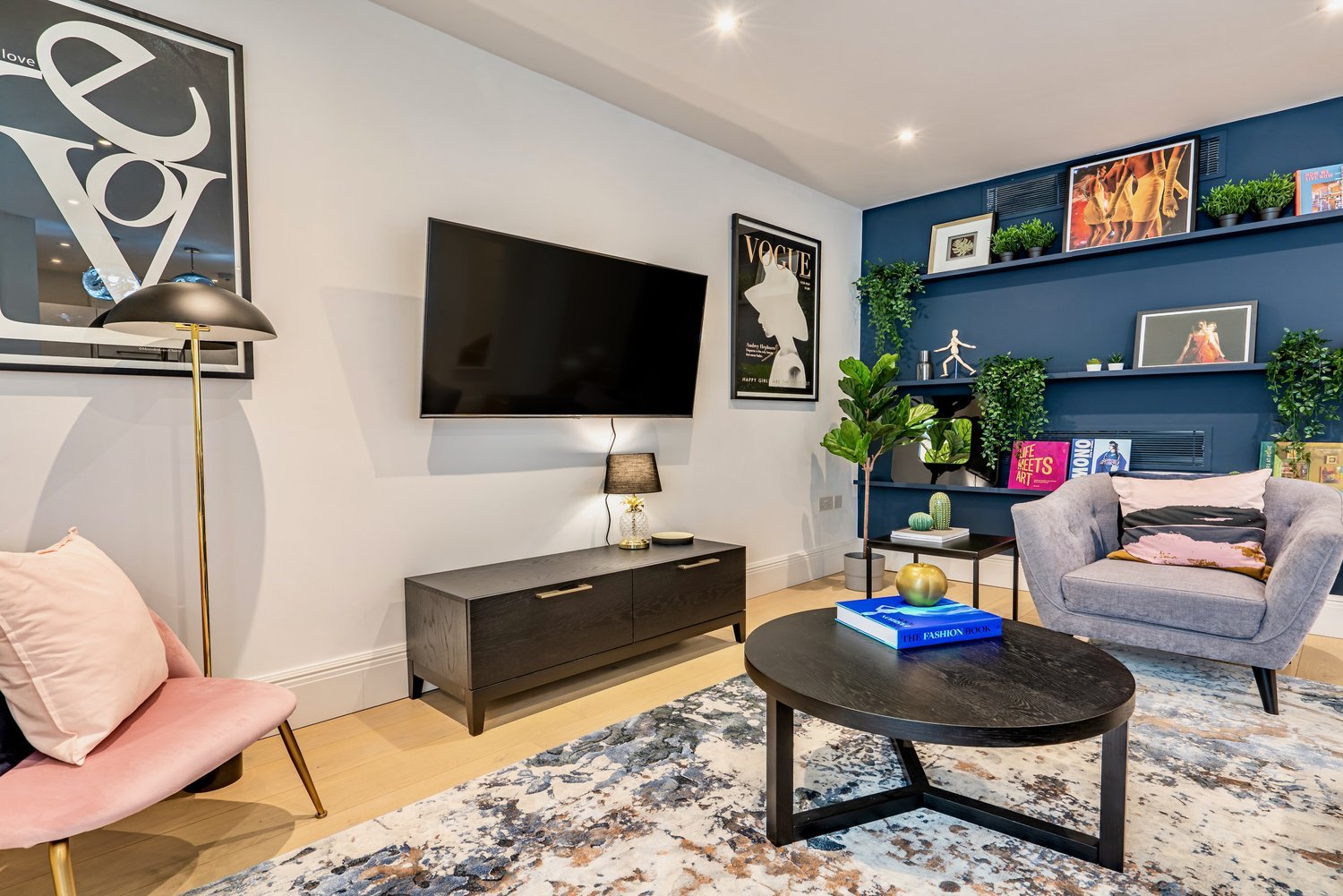 5. The Lincoln’s Inn Collection 2 Bed No- 2 (11).jpg