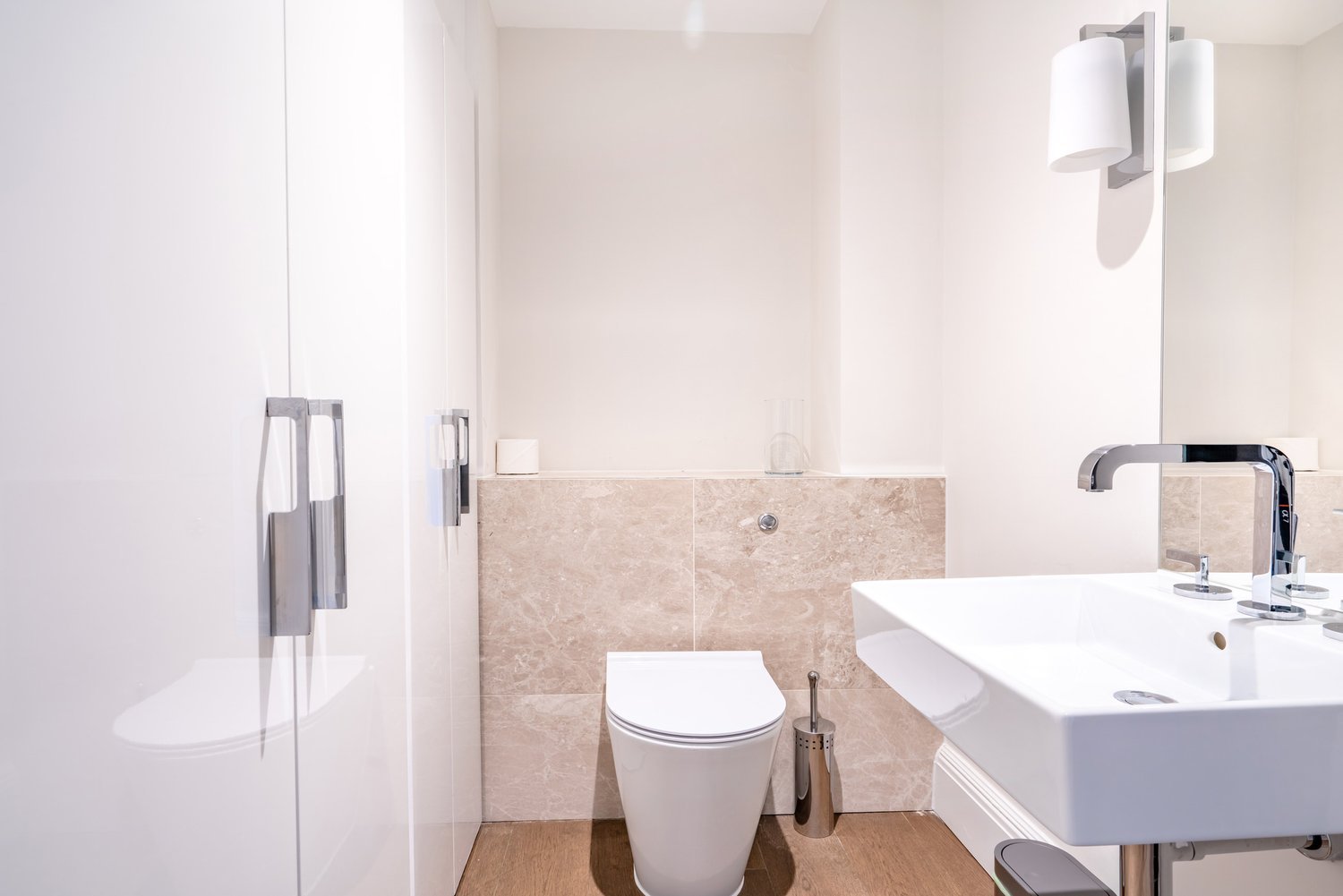 7. The Lincoln’s Inn Collection 2 Bed No- 2 (12).jpg