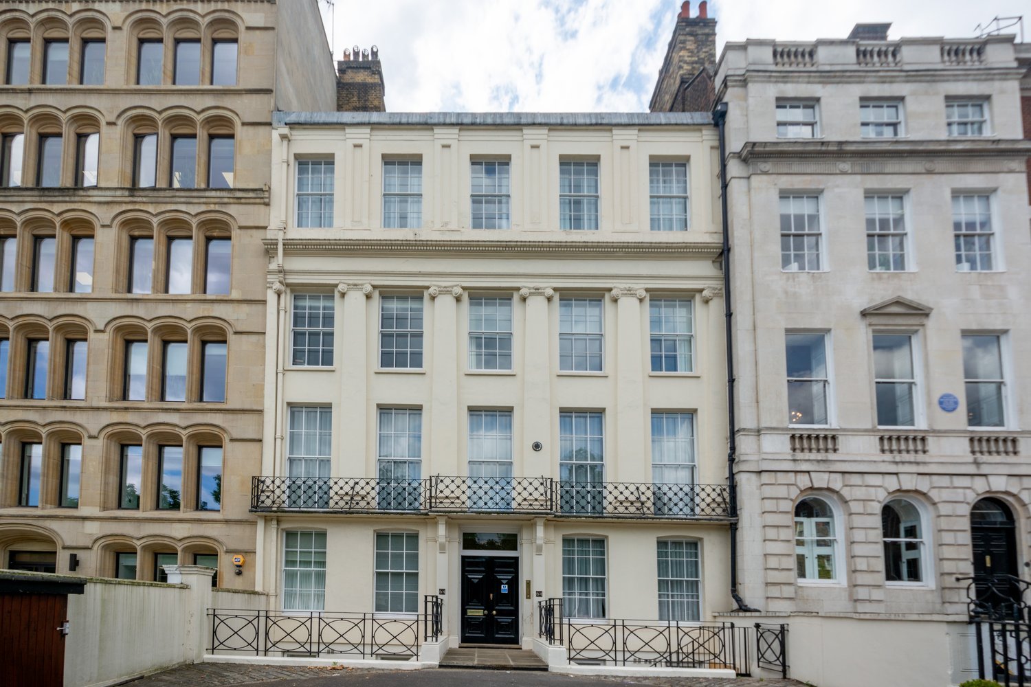The Lincoln’s Inn Collection 2 Bed No - 8 (21).jpg