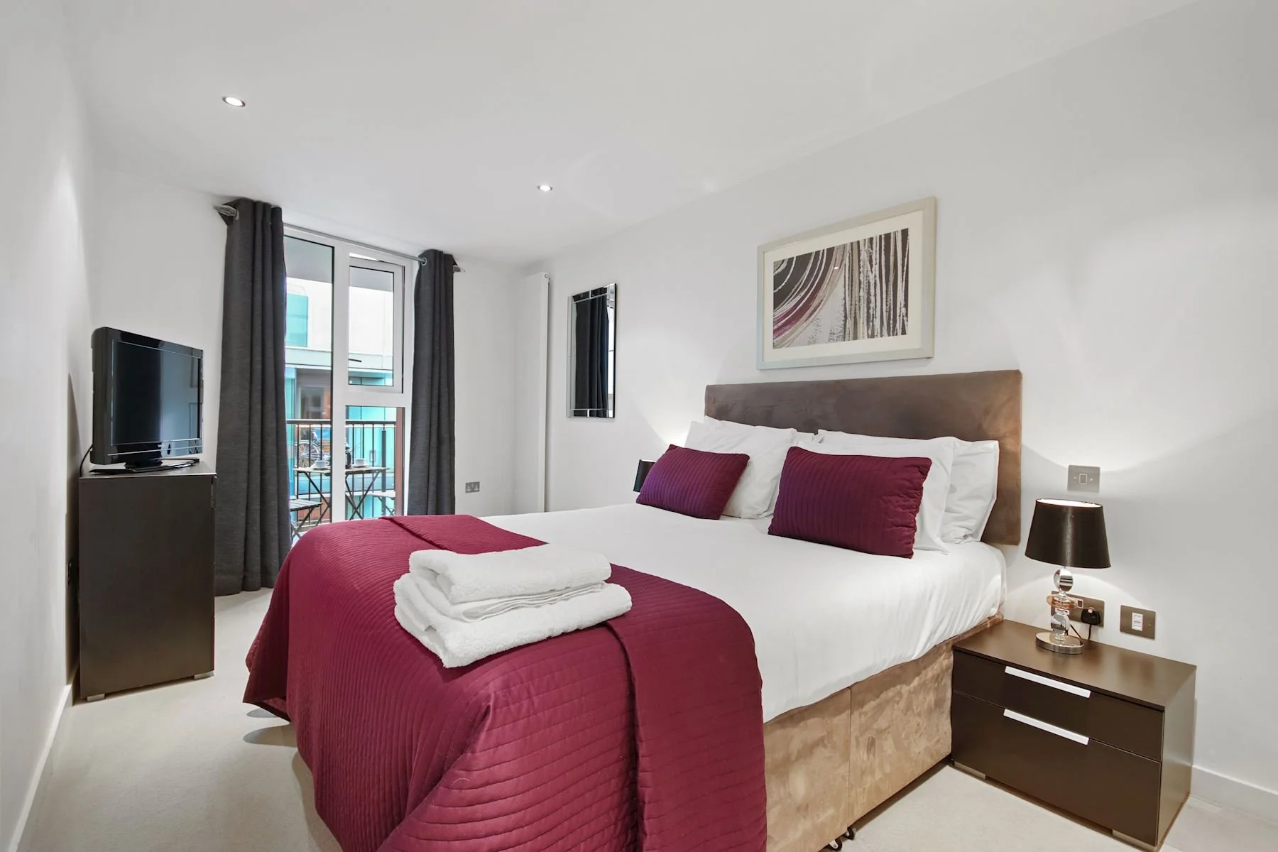 Farringdon Yard Apartments 1 Bed Apartment (5).JPG
