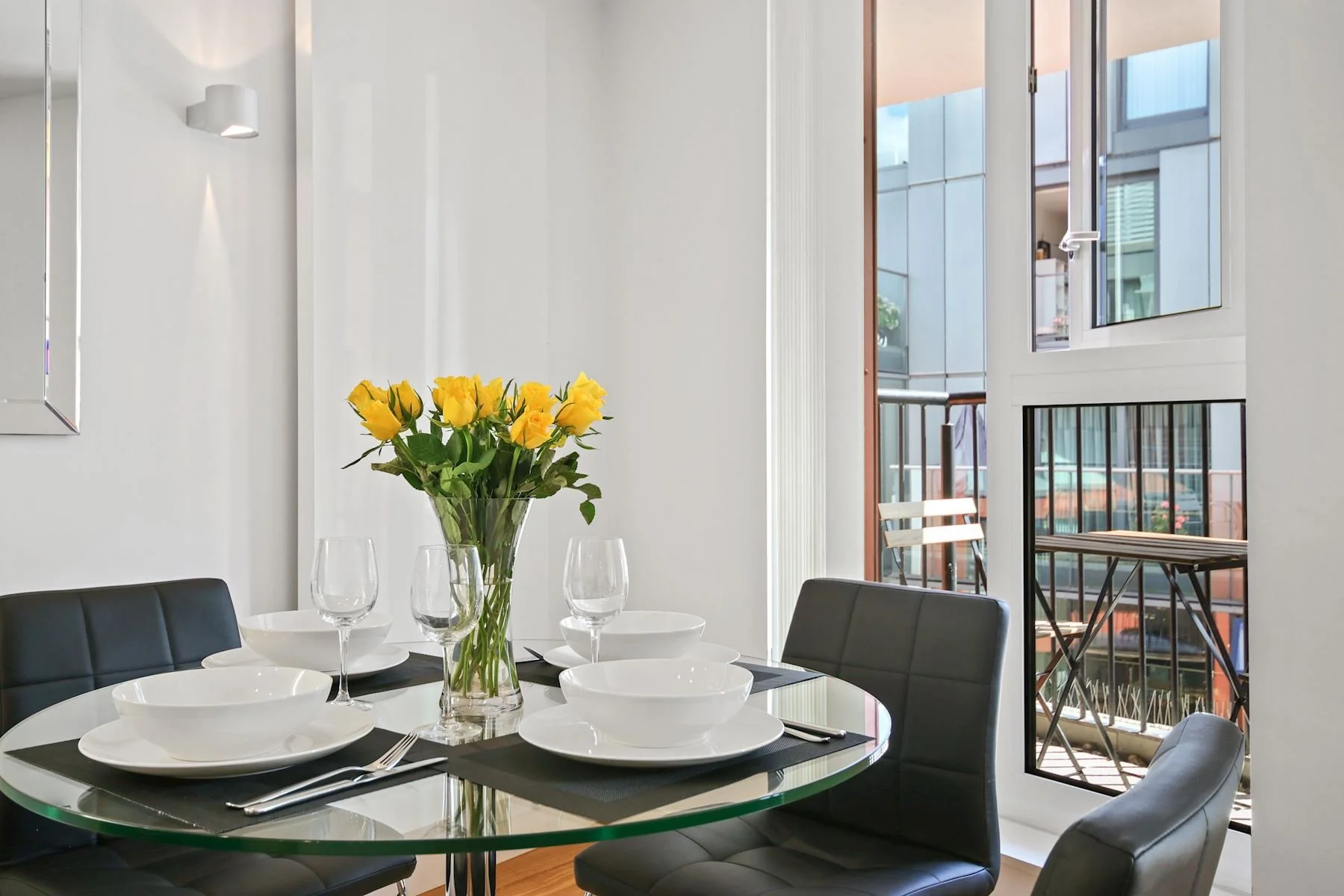 Farringdon Yard Apartments 2 Bed Deluxe Apartment (4).JPG