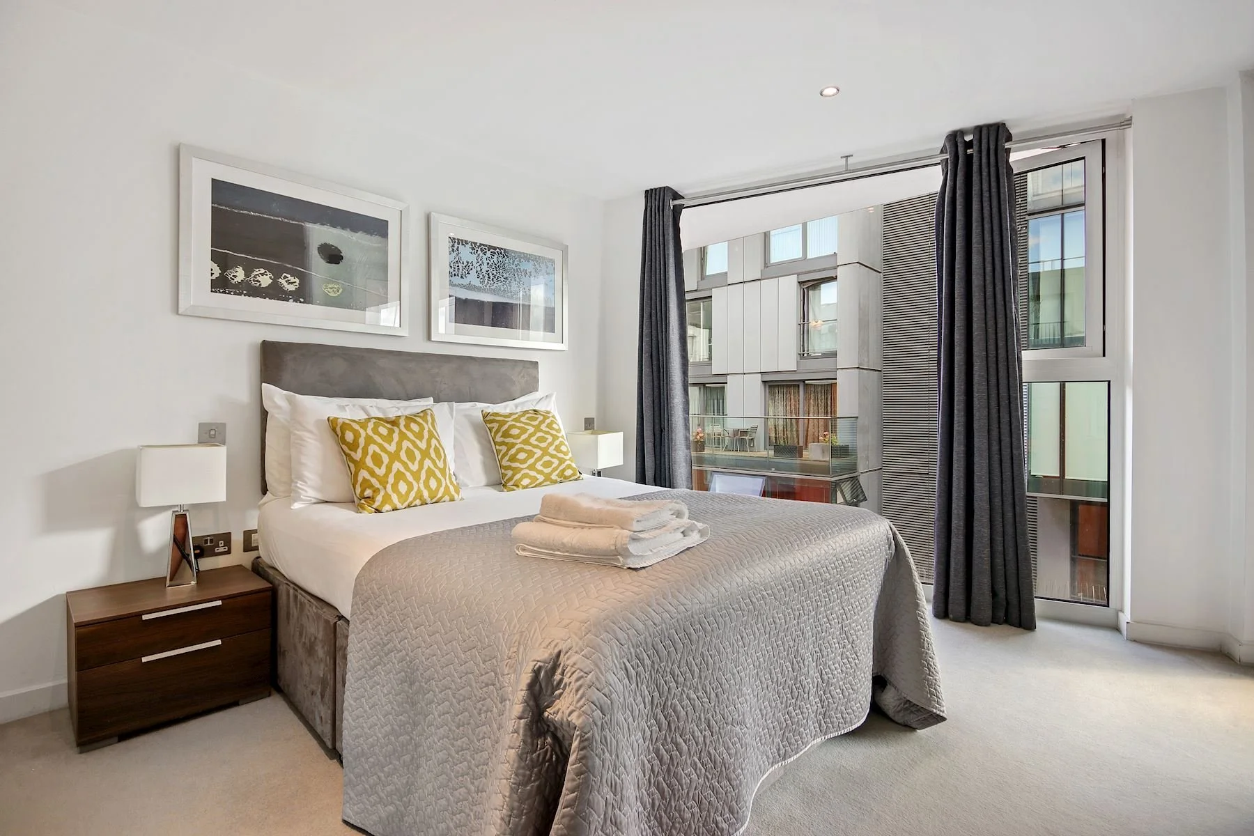 Farringdon Yard Apartments 2 Bed Deluxe Apartment (7).JPG