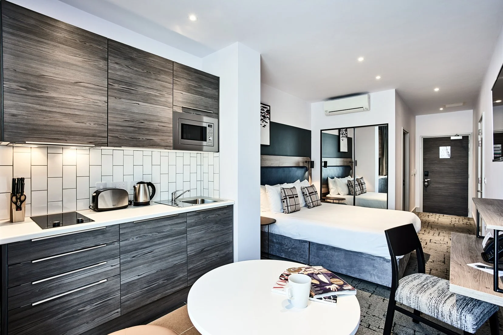 city-station-suites-studio-5.jpg
