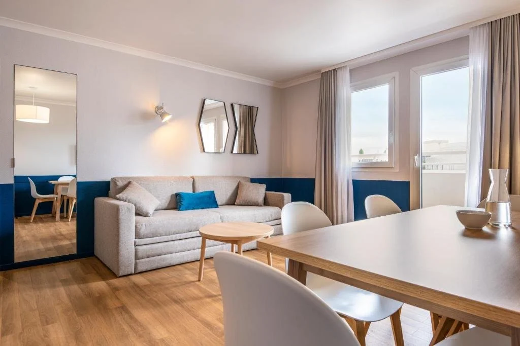 charras-quarters-2bed-2.jpg