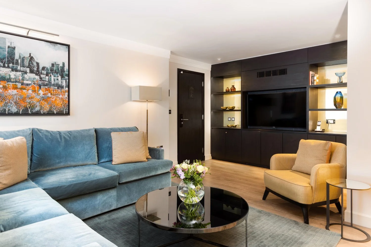 london-luxury-servived-apartments-10.jpg