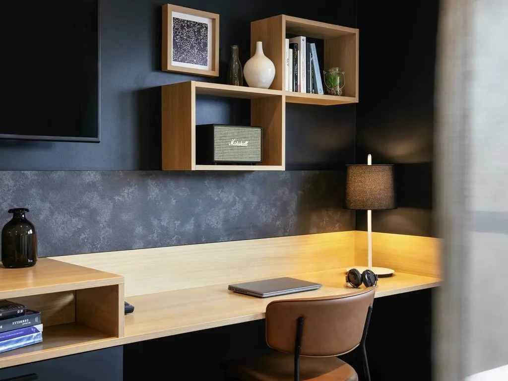 whitechapel-living-4-bed-8.jpeg