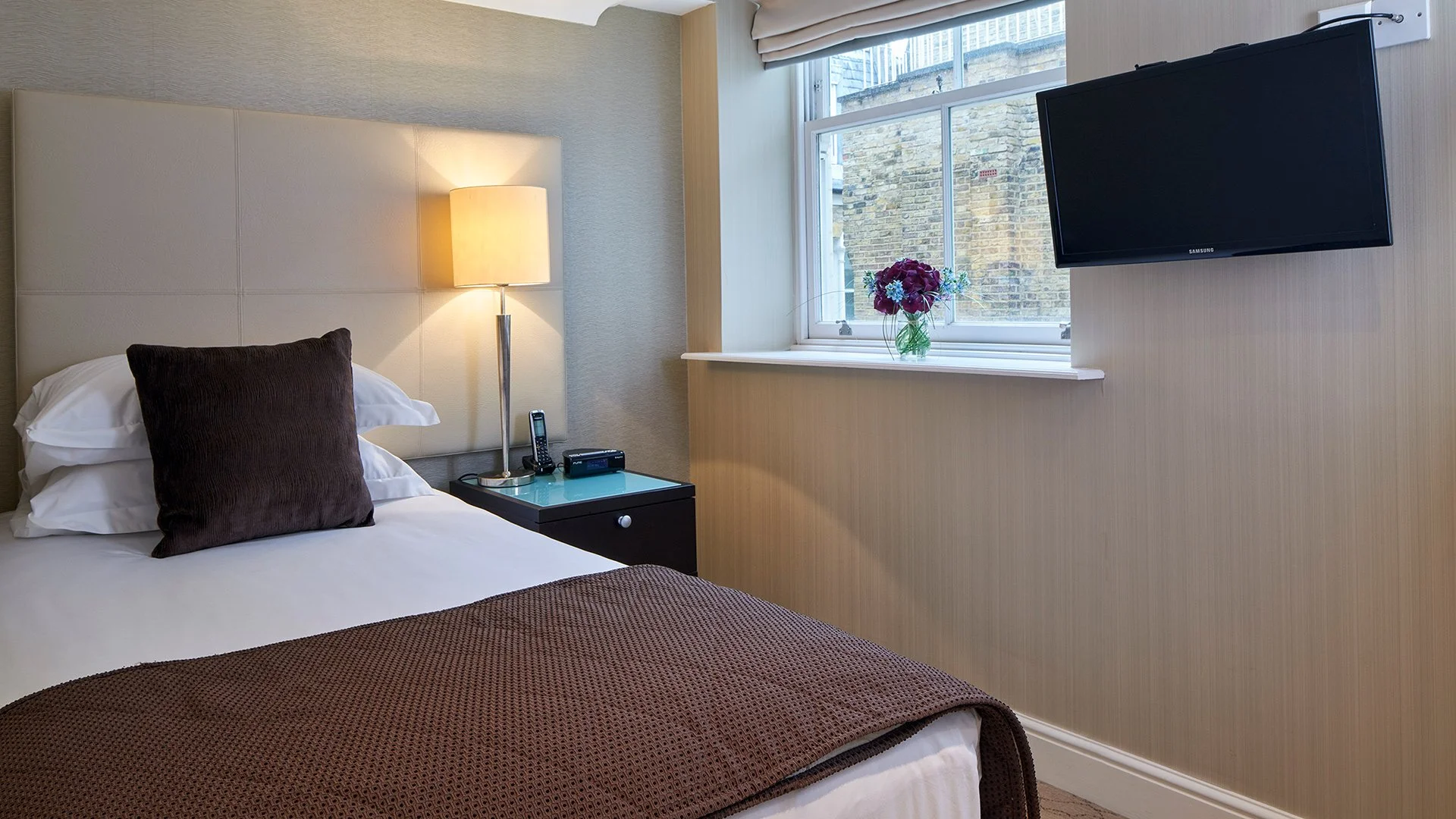 mansion-house-2bed-exec-1.jpg