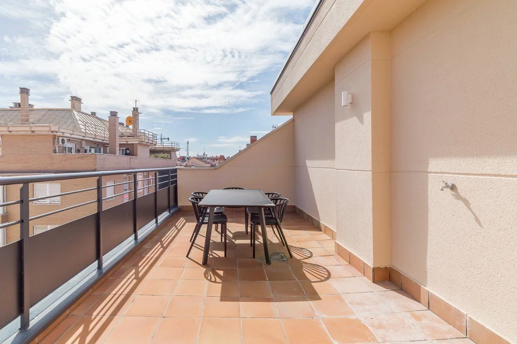 castilla-views-2bed-8.jpg