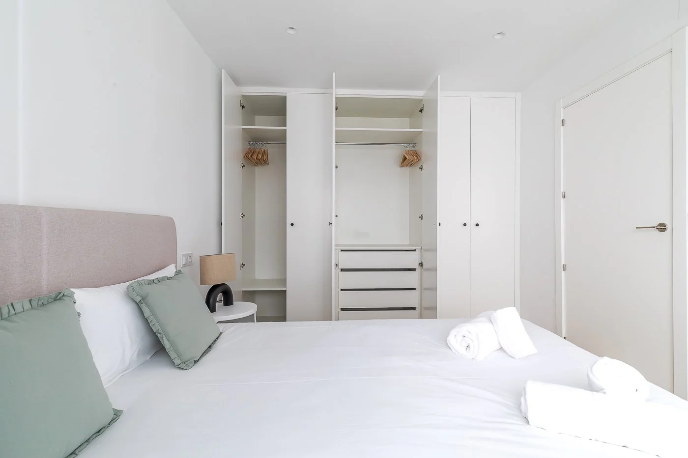 taurino-quarters-2bed-18.jpg