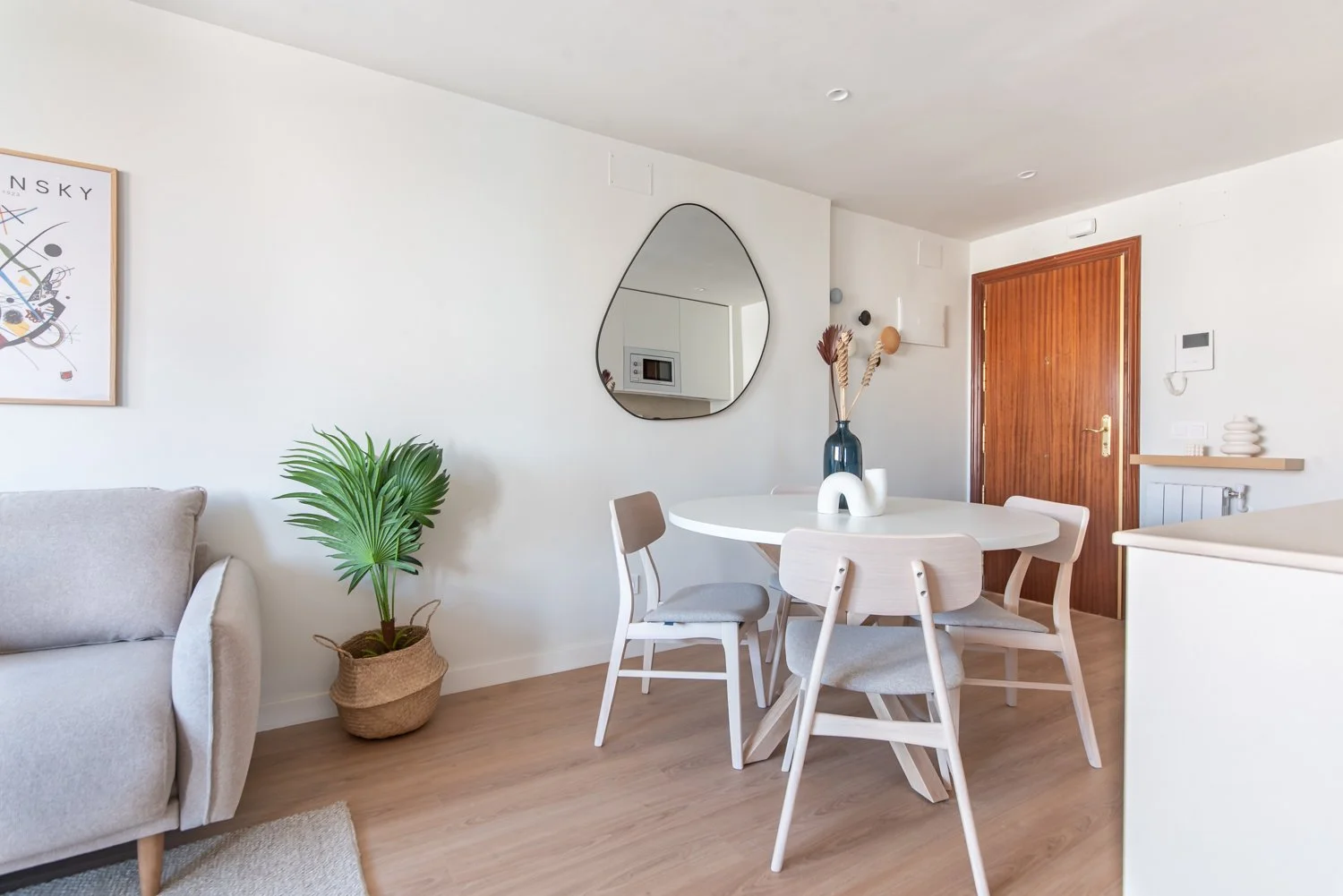 taurino-quarters-1bed-deluxe-7.jpg