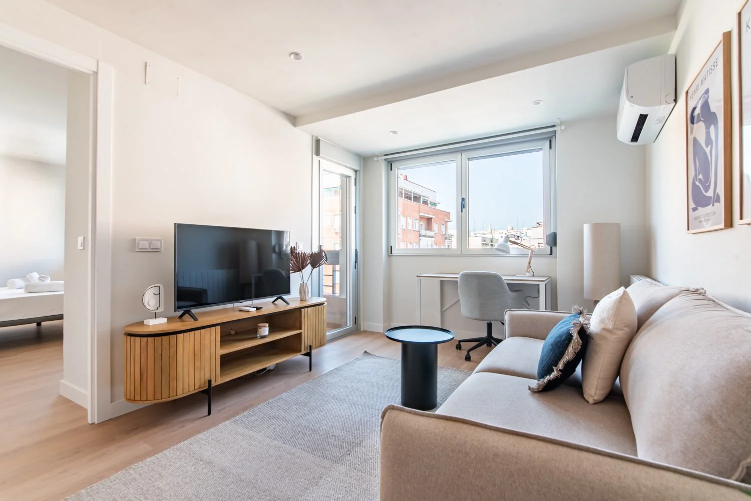 taurino-quarters-1bed-deluxe-8.jpg