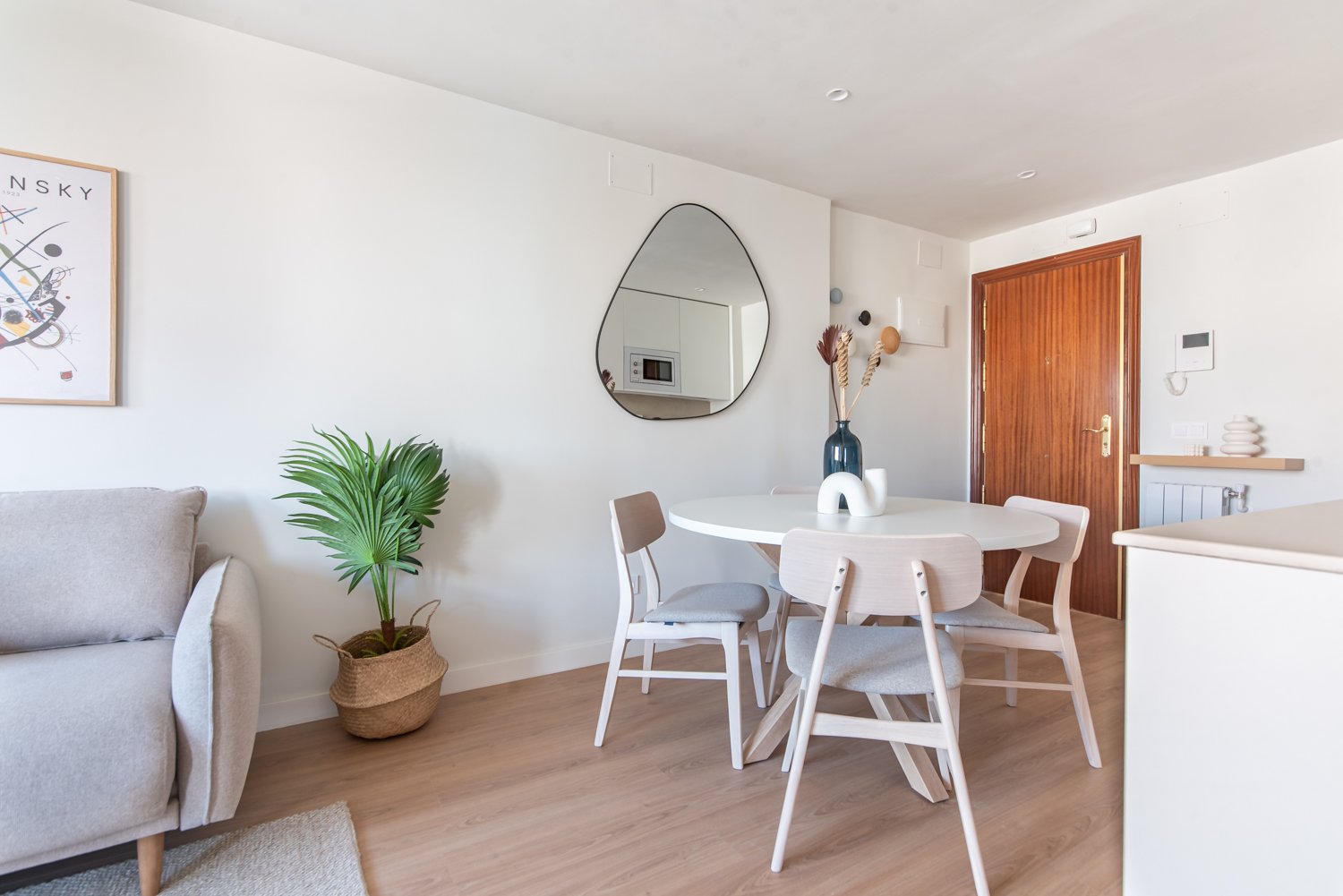 taurino-quarters-1bed-deluxe-7.jpg