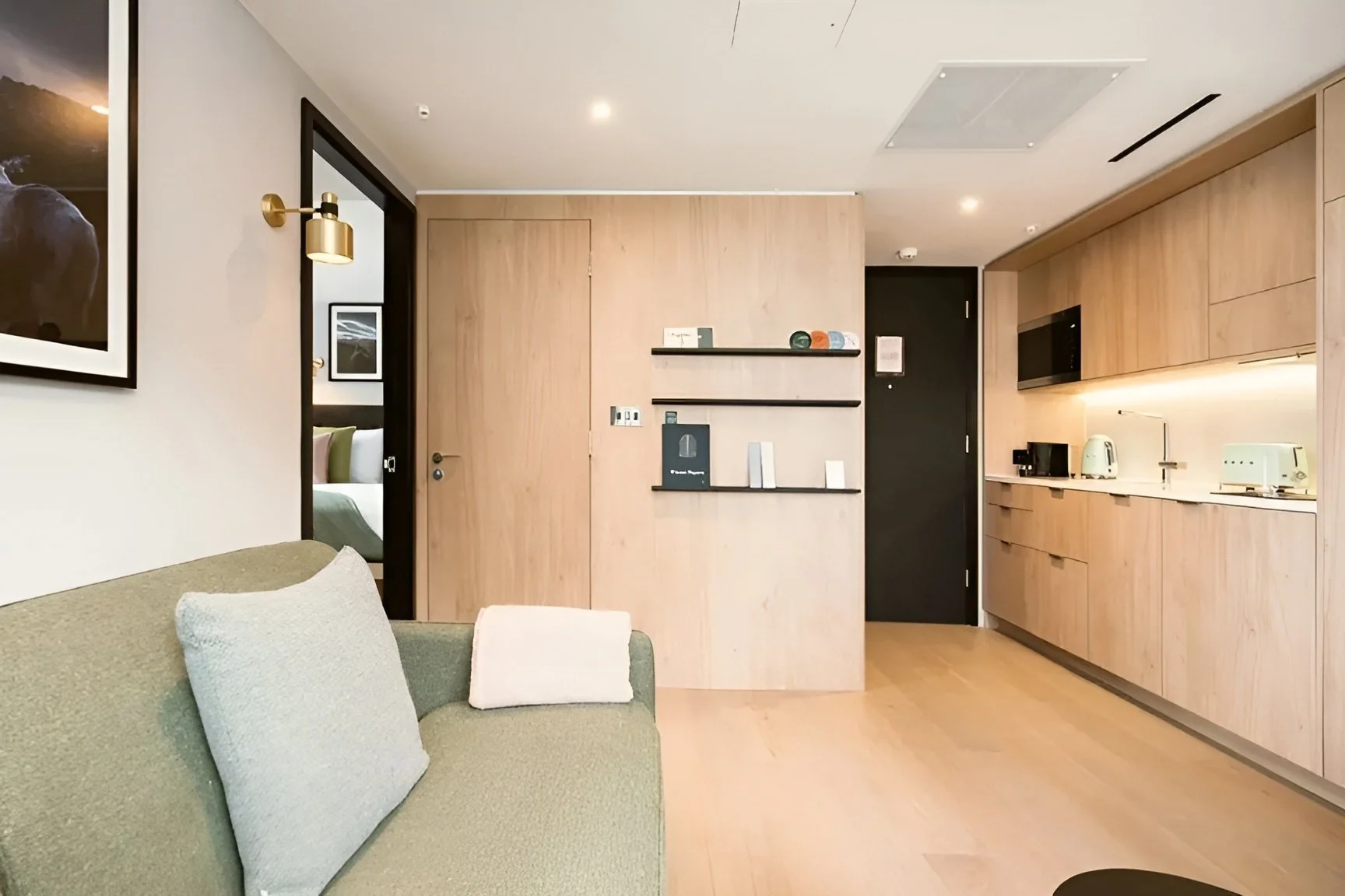 amoreiras-views-apartments-deluxe-studio-2.jpg