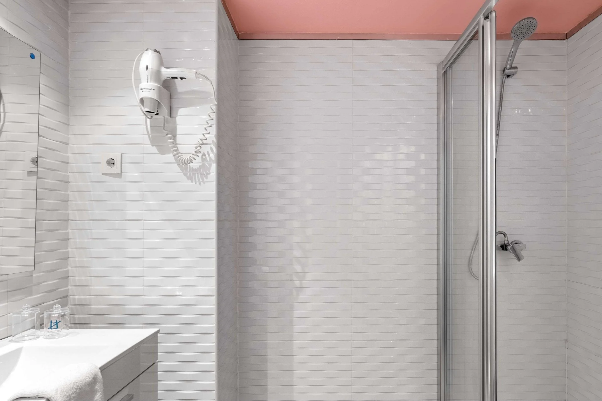 valverde-suites-studio-1.jpg