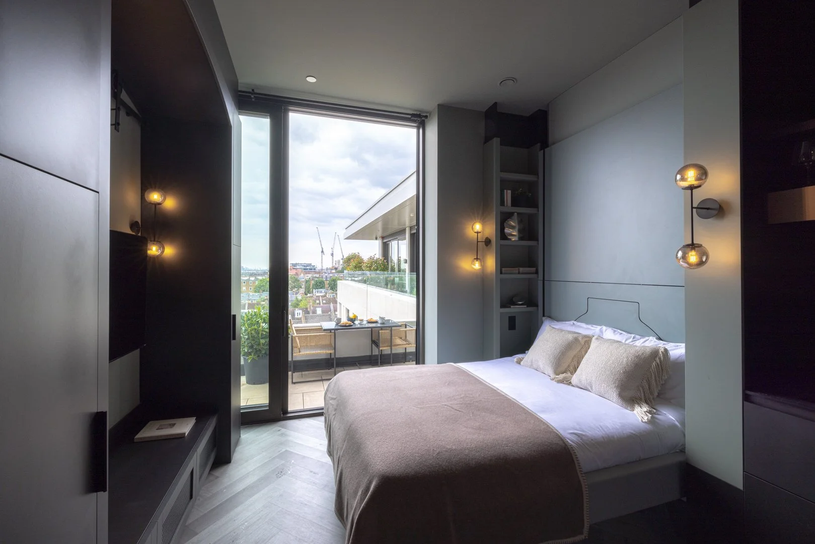 wandsworth-heights-studio-penthouse-12.jpg