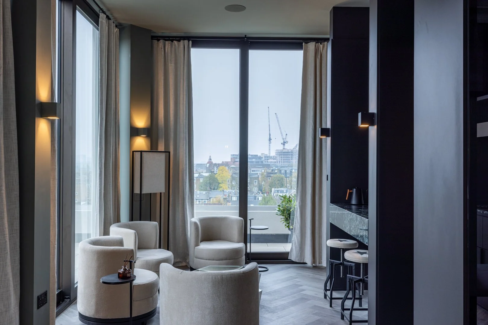 wandsworth-heights-1bed-penthouse-1.jpg