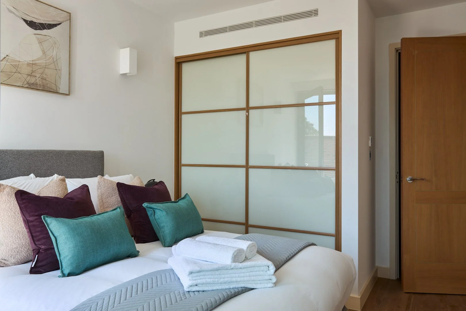 kew-residences-2bed-3.jpg
