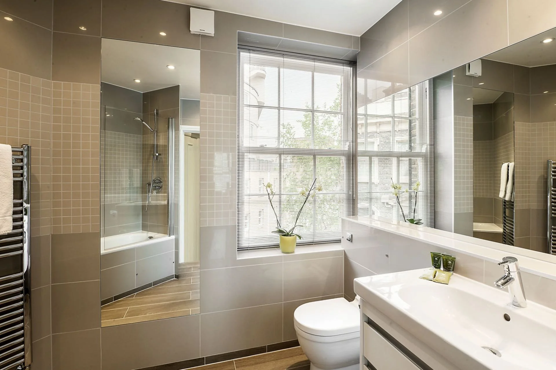 elystan-residences-1bed-4.jpg