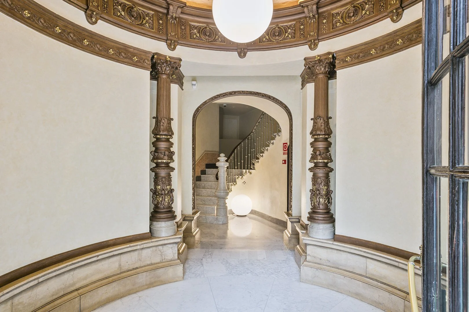 arago-residencia-3bed-1.jpg