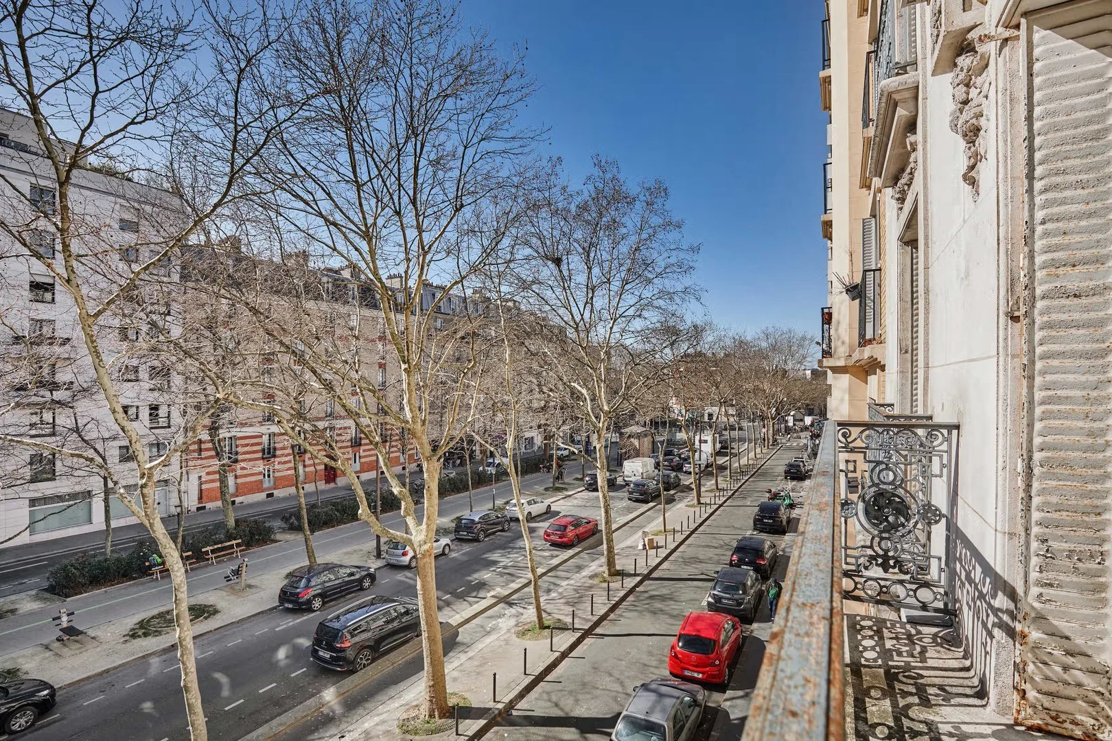 pere-lachaise-2bed-8.jpeg